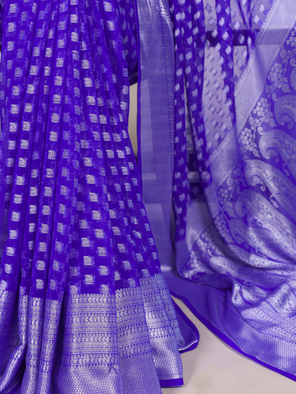 Nylon Georgette Zari Weaving Work Saree