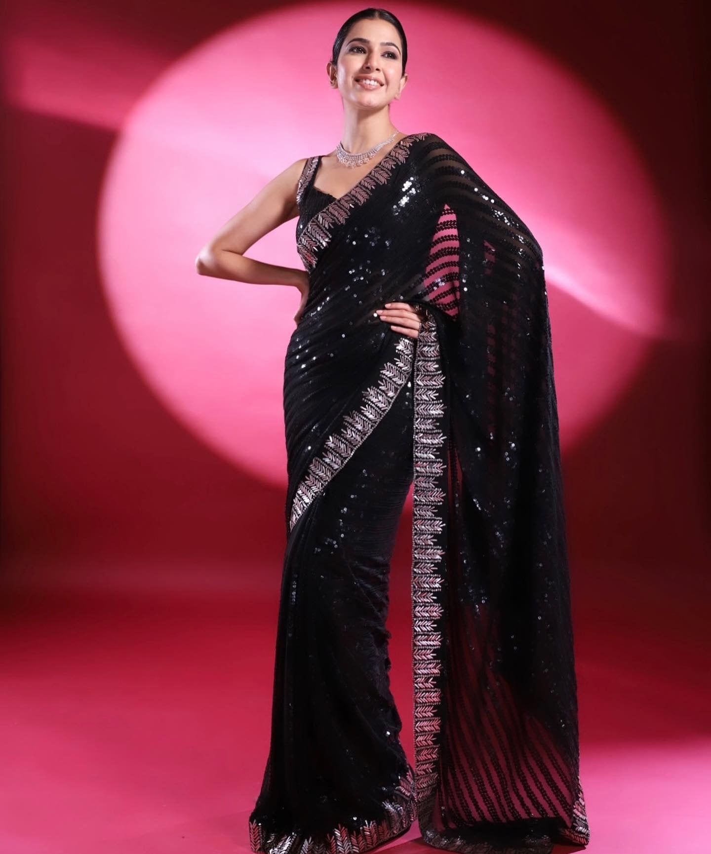 BEAUTIFUL COLOR IN PREMIUM SEQUINS SAREE