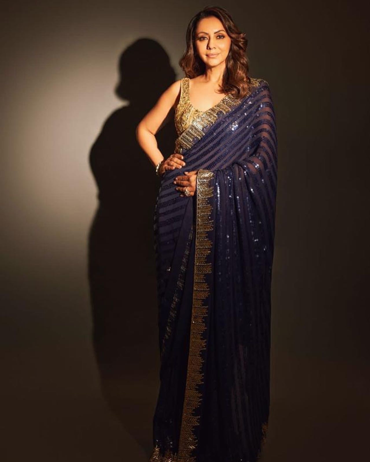 BEAUTIFUL COLOR IN PREMIUM SEQUINS SAREE