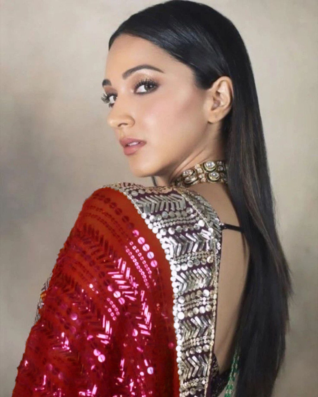 BEAUTIFUL COLOR IN PREMIUM SEQUINS SAREE