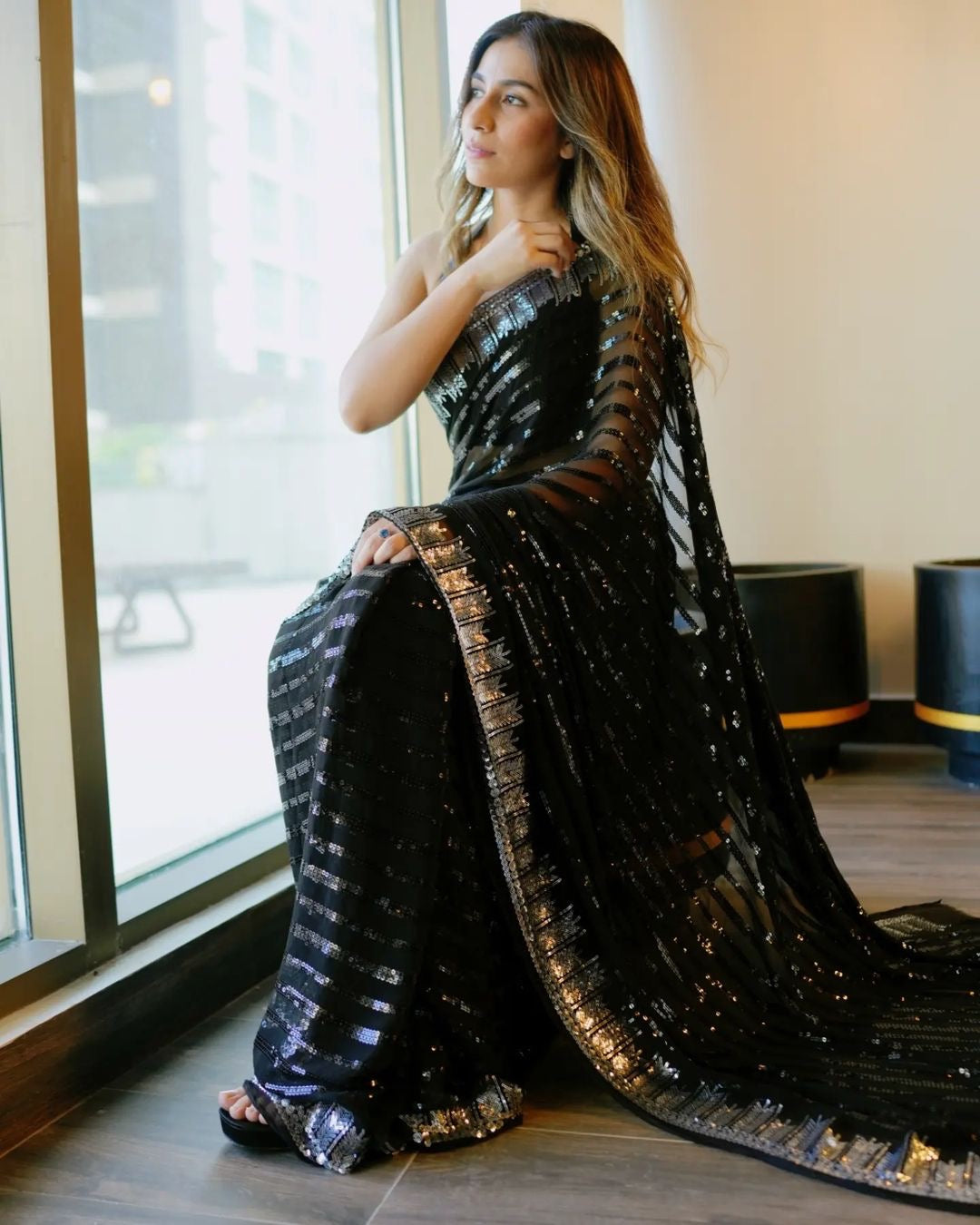 BEAUTIFUL COLOR IN PREMIUM SEQUINS SAREE