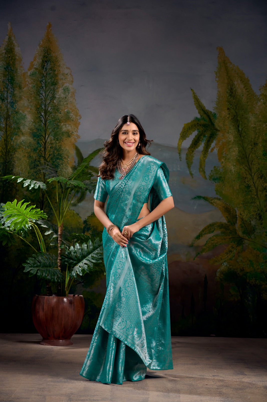 Kanjivaram Zari Weaving Work Saree