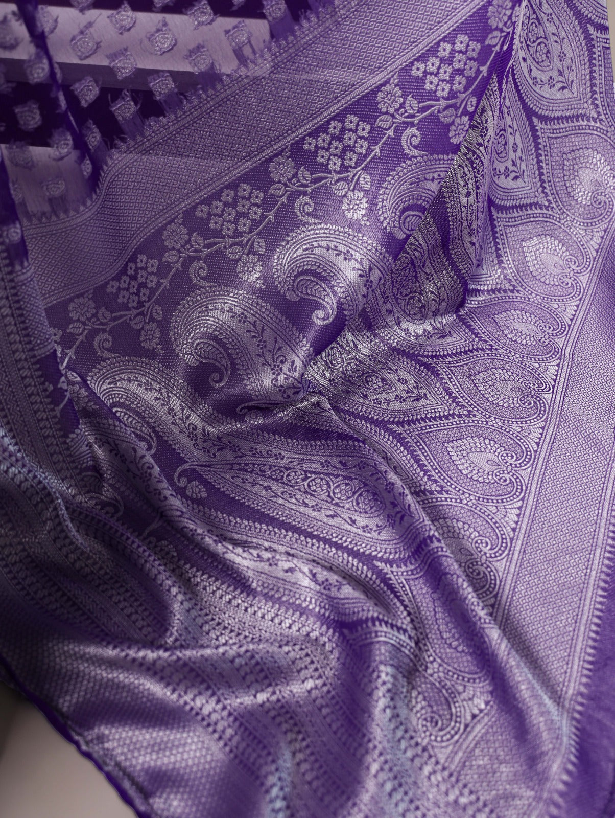 Nylon Georgette Zari Weaving Work Saree