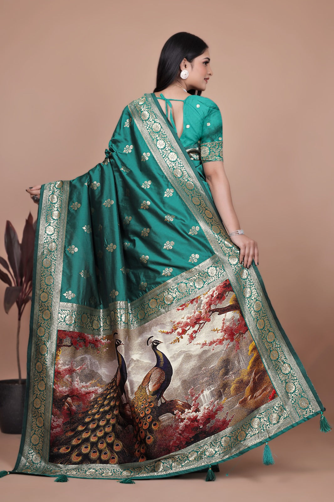 Emerald Green Banarasi Silk Saree with Artistic Peacock Pallu