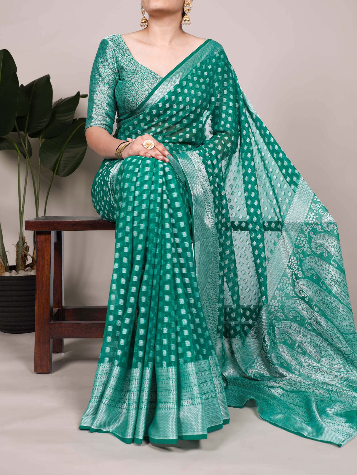 Nylon Georgette Zari Weaving Work Saree