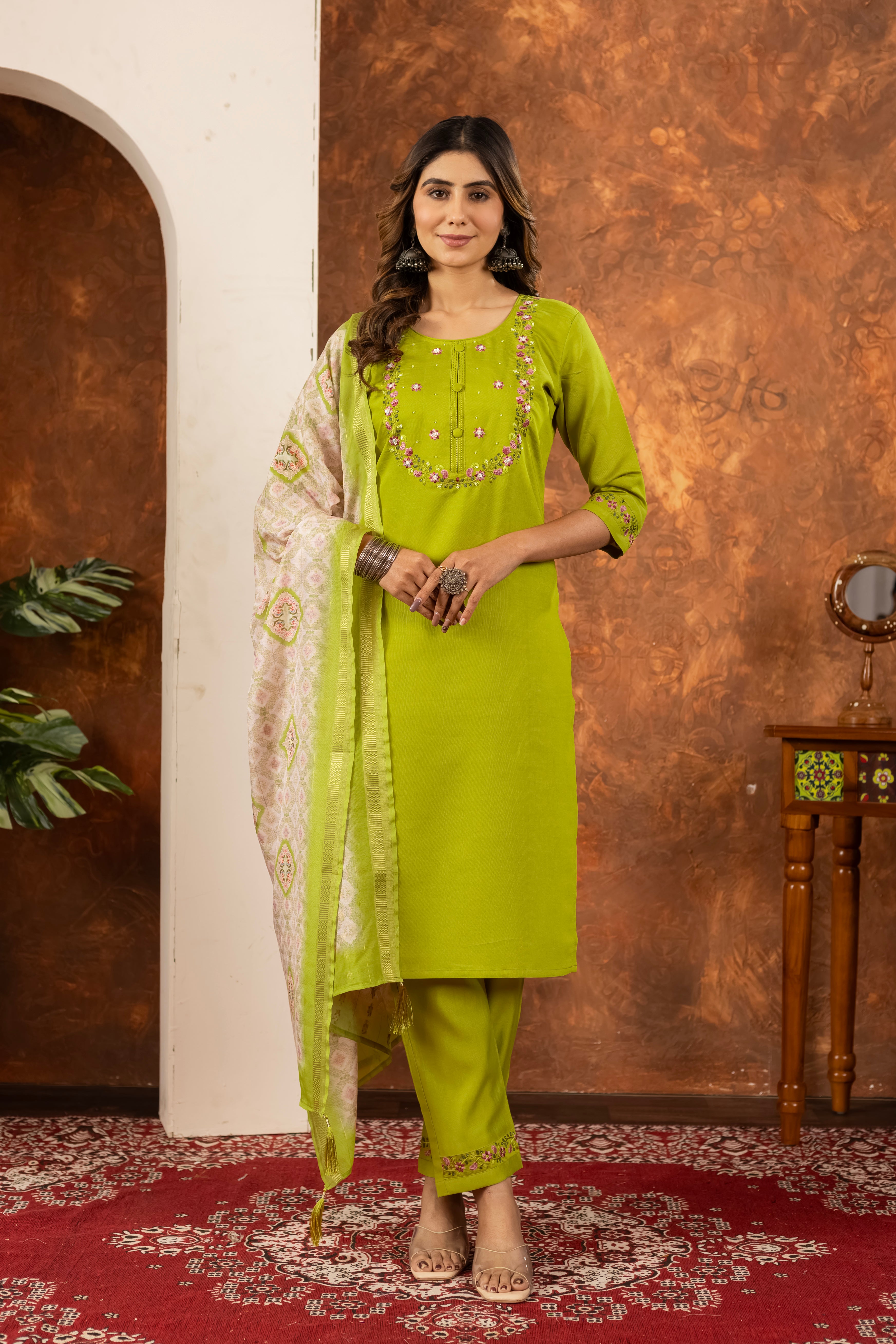 Elegant Straight Kurti Pant Dupatta