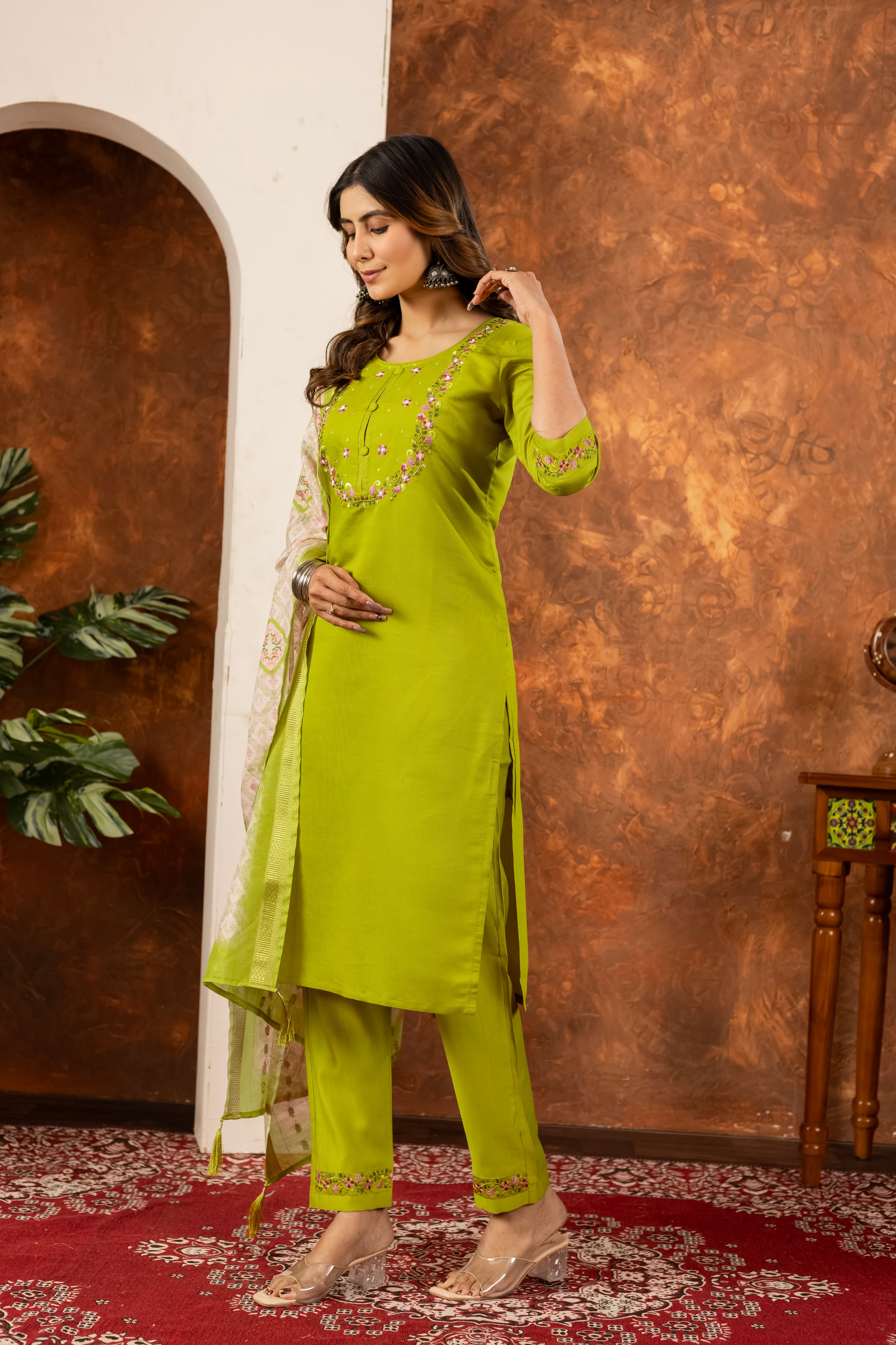 Elegant Straight Kurti Pant Dupatta