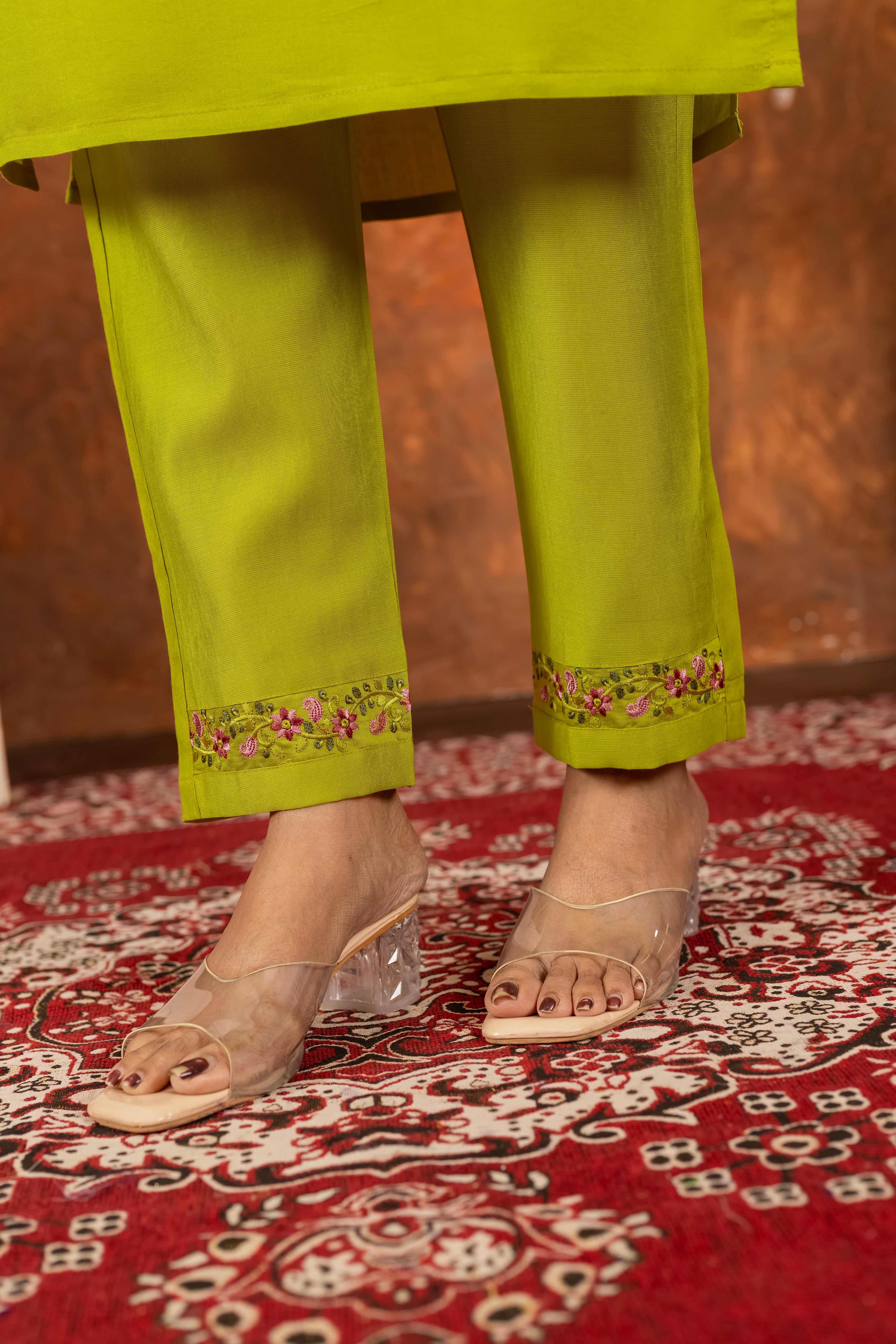Elegant Straight Kurti Pant Dupatta