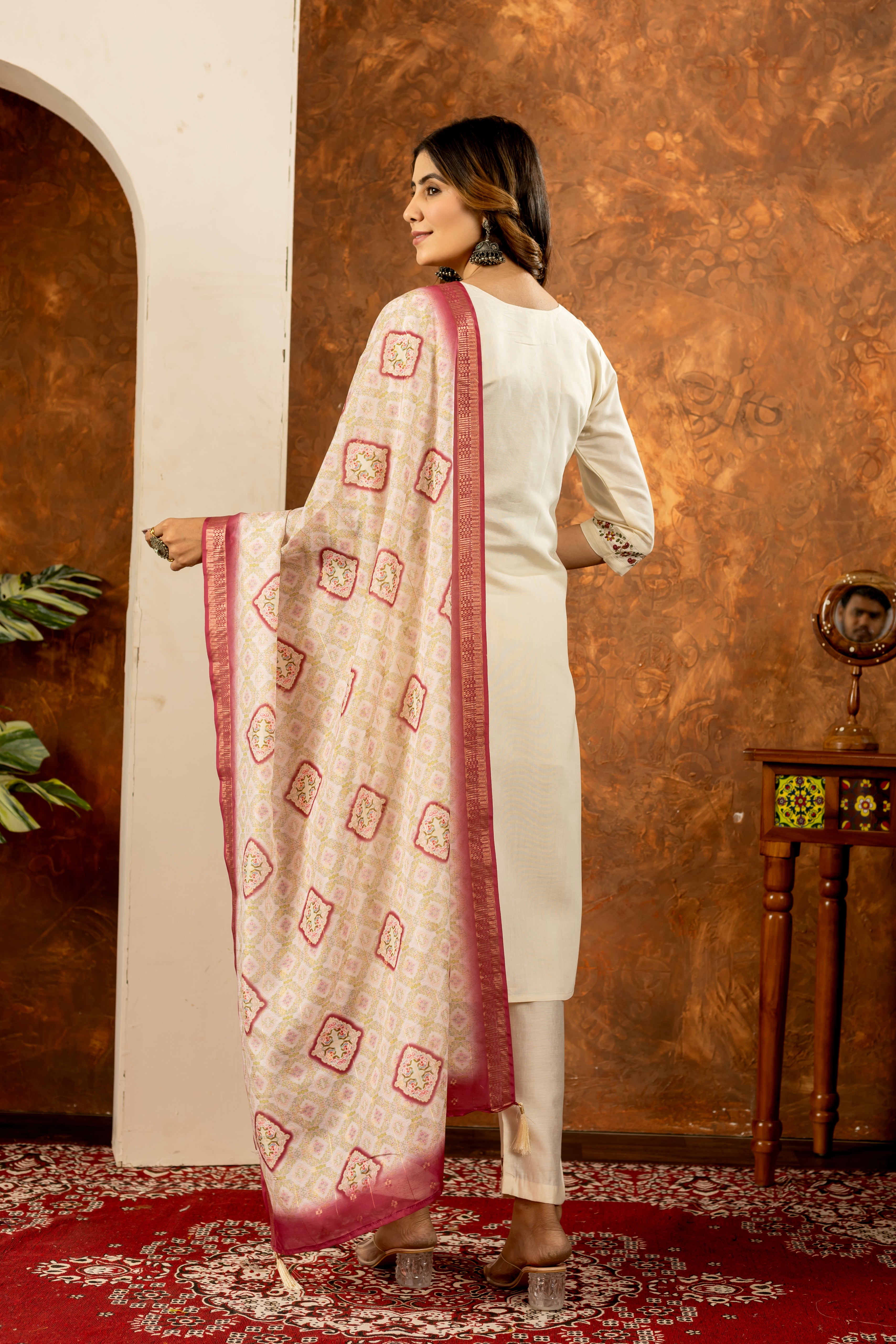 Elegant Straight Kurti Pant Dupatta