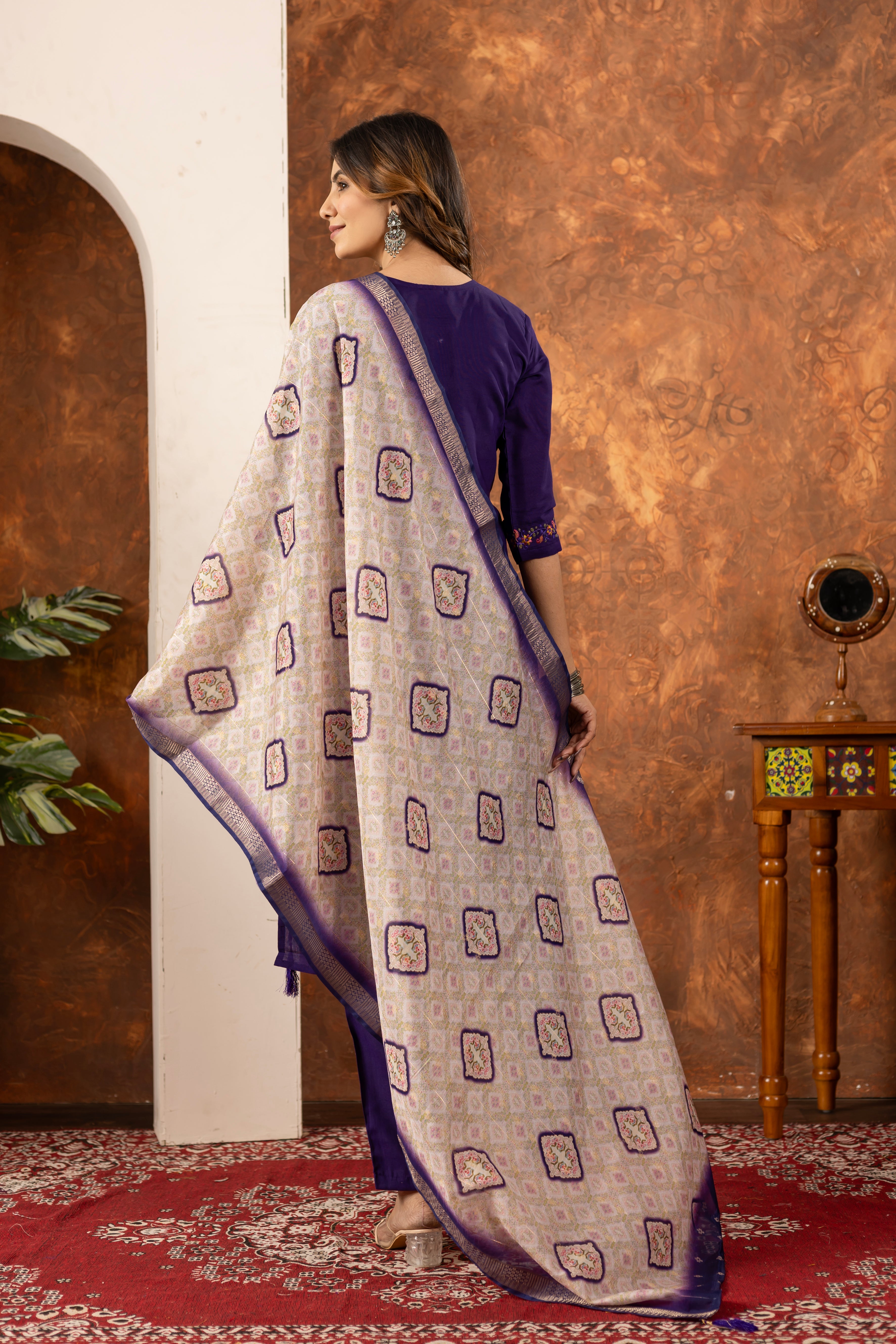 Elegant Straight Kurti Pant Dupatta