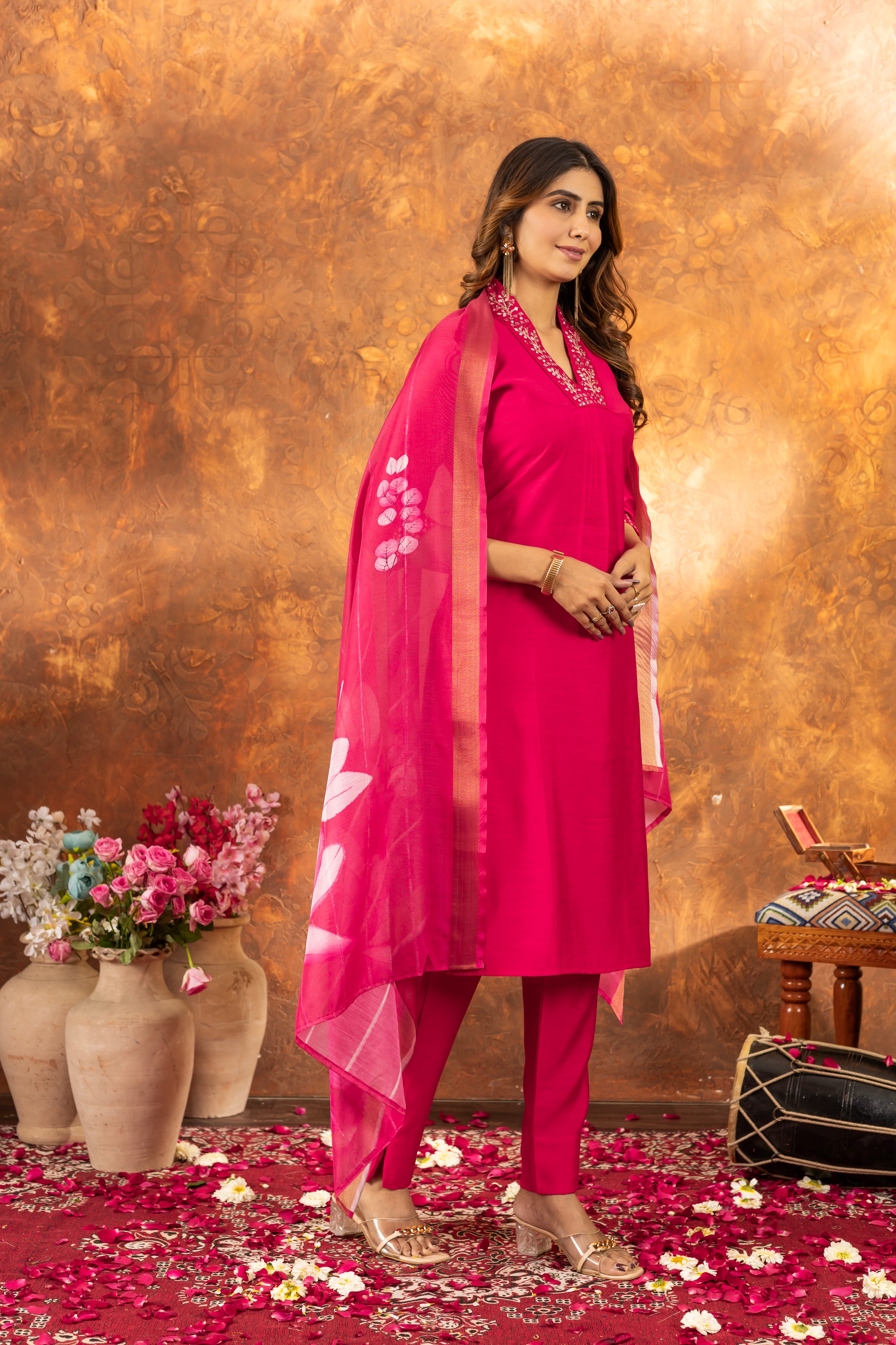 Elegant Straight Kurti Pant Dupatta Set