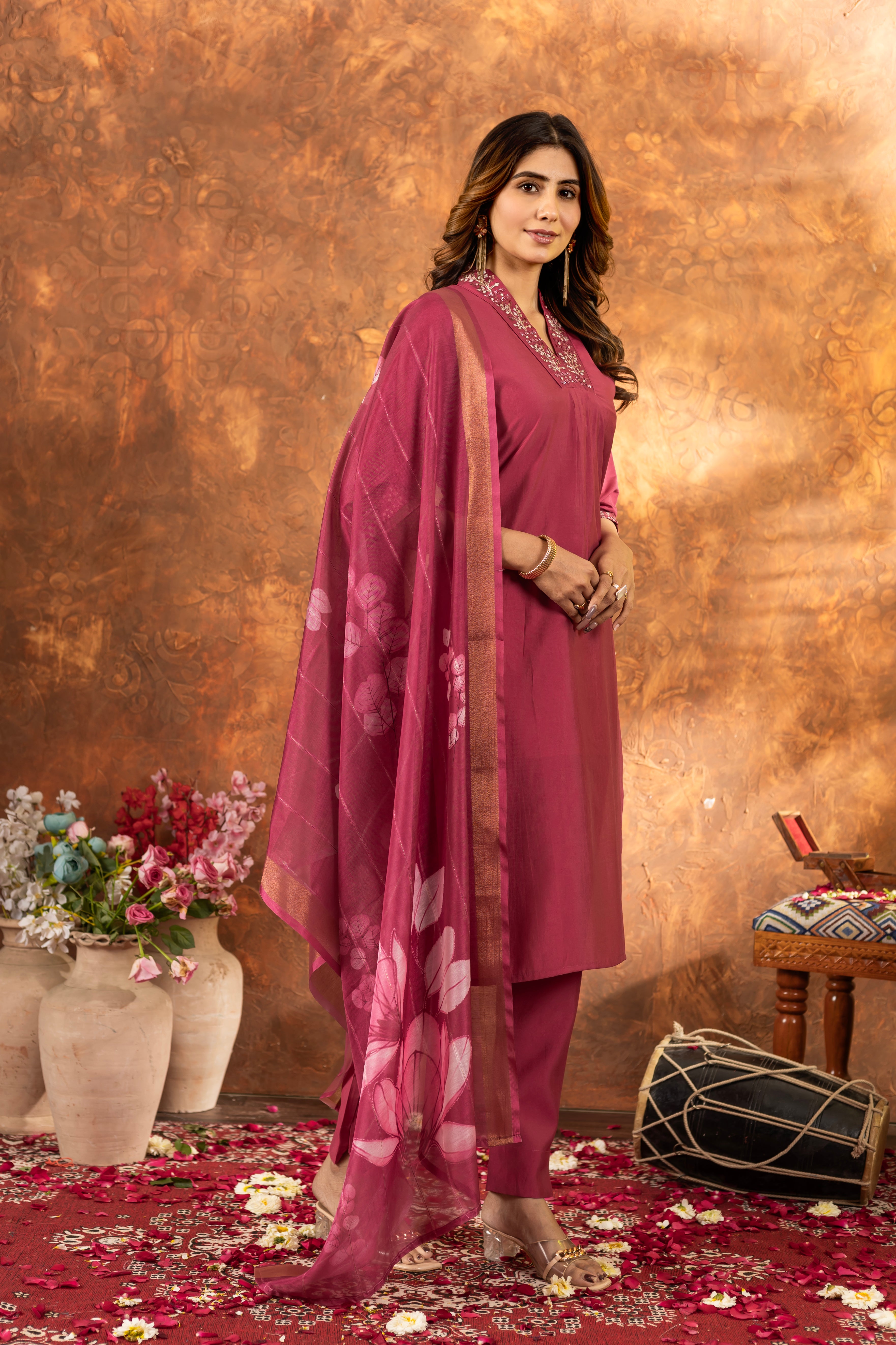 Elegant Straight Kurti Pant Dupatta Set