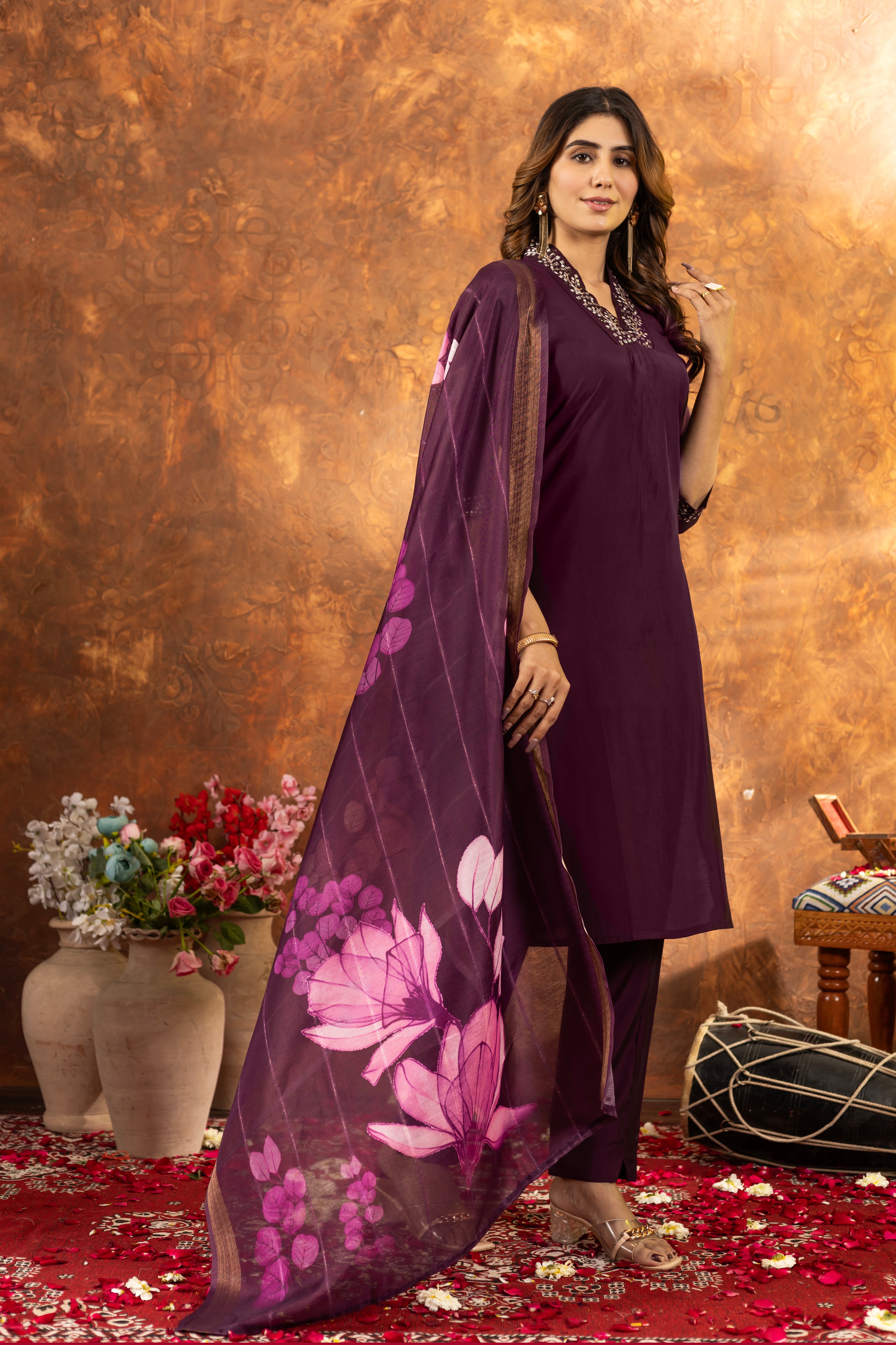 Elegant Straight Kurti Pant Dupatta Set