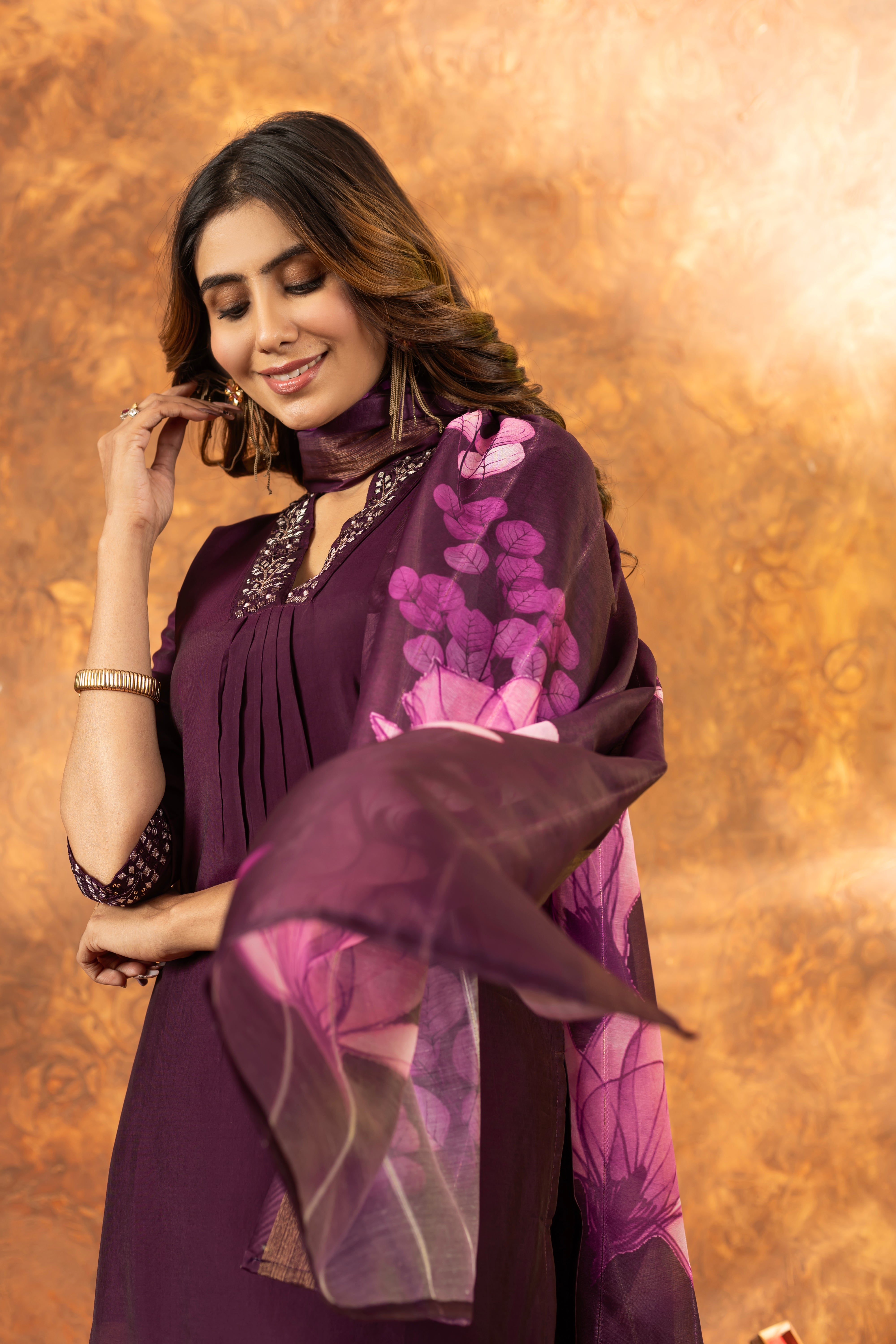 Elegant Straight Kurti Pant Dupatta Set