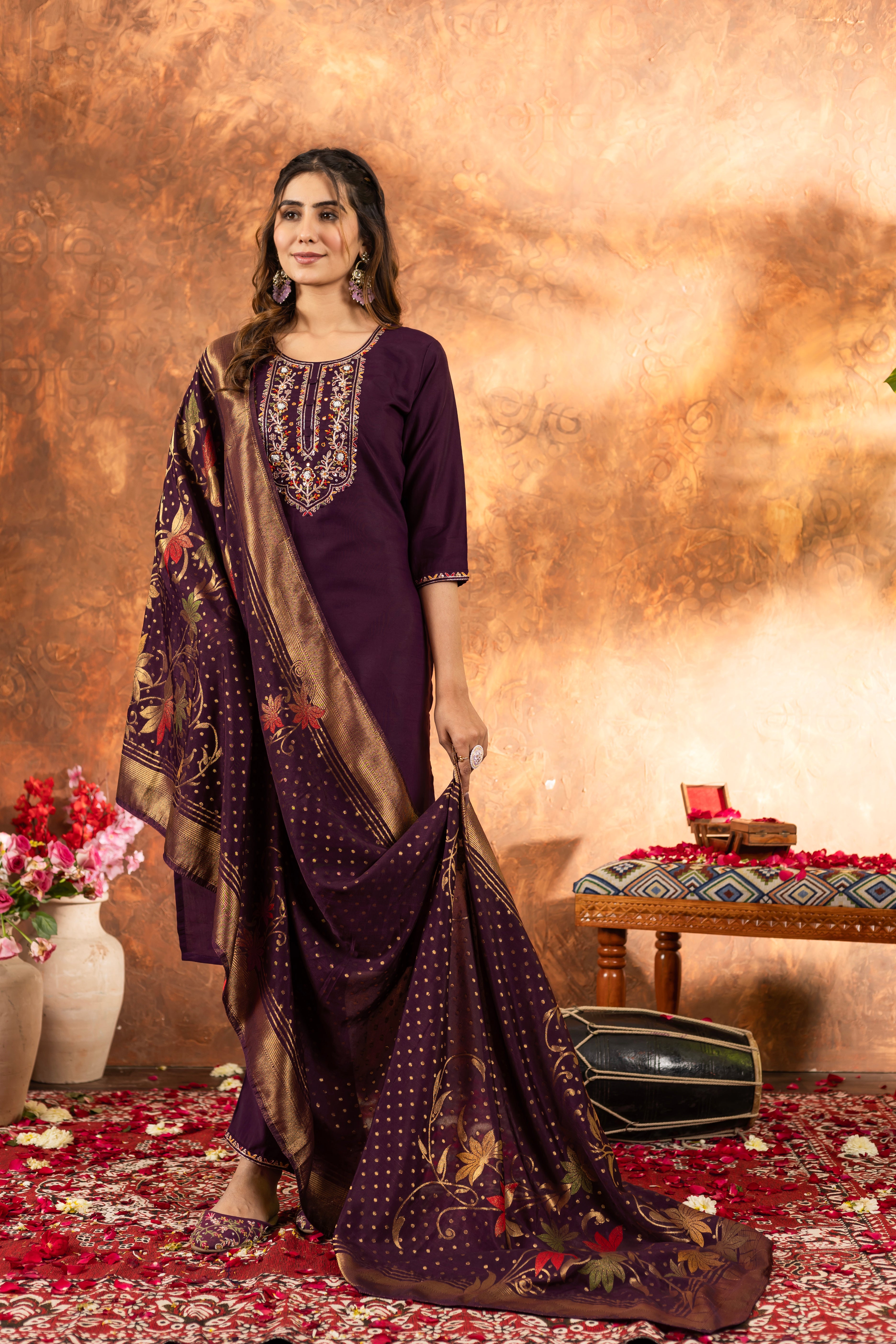 Elegant Straight Kurti Pant Dupatta Set