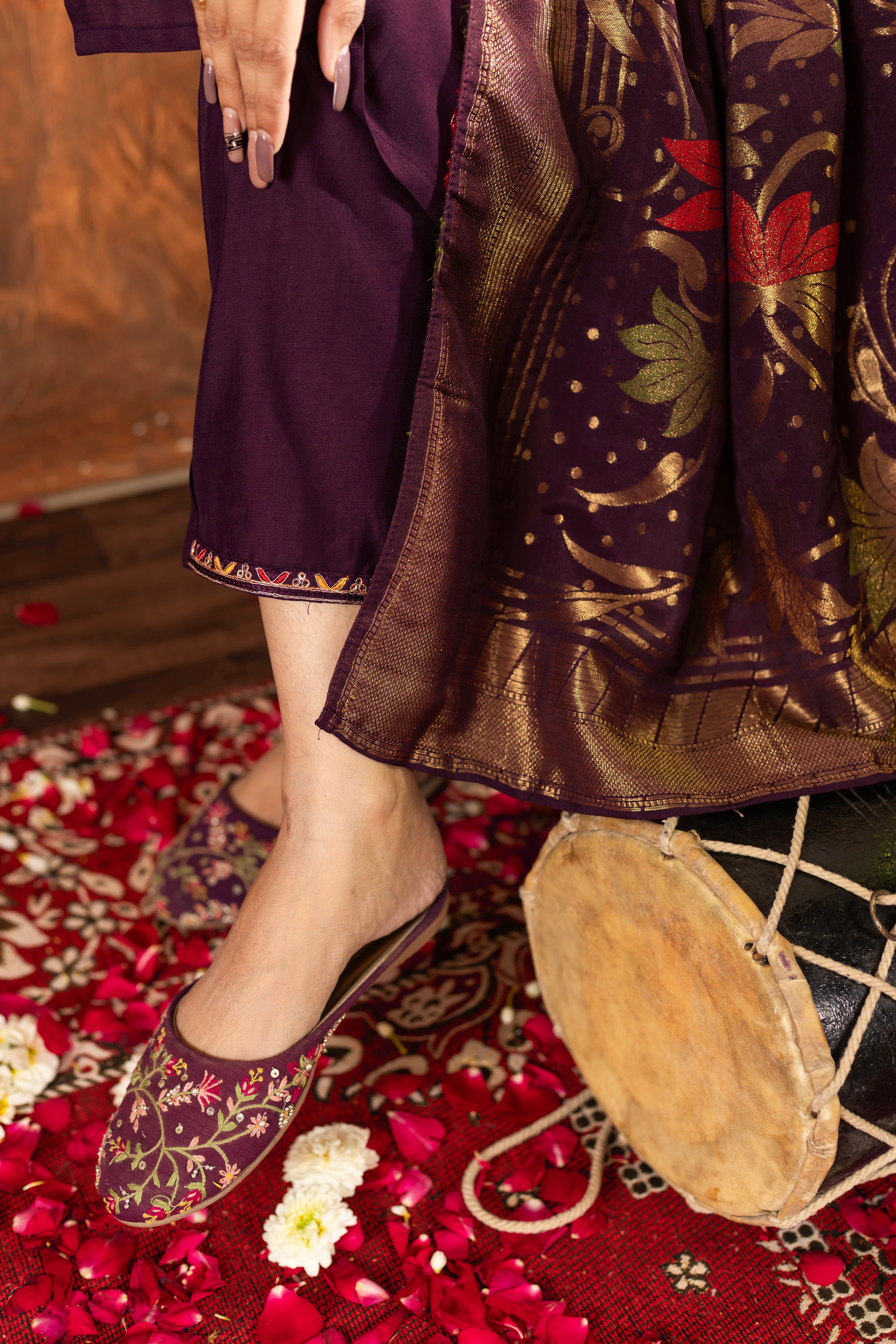 Elegant Straight Kurti Pant Dupatta Set