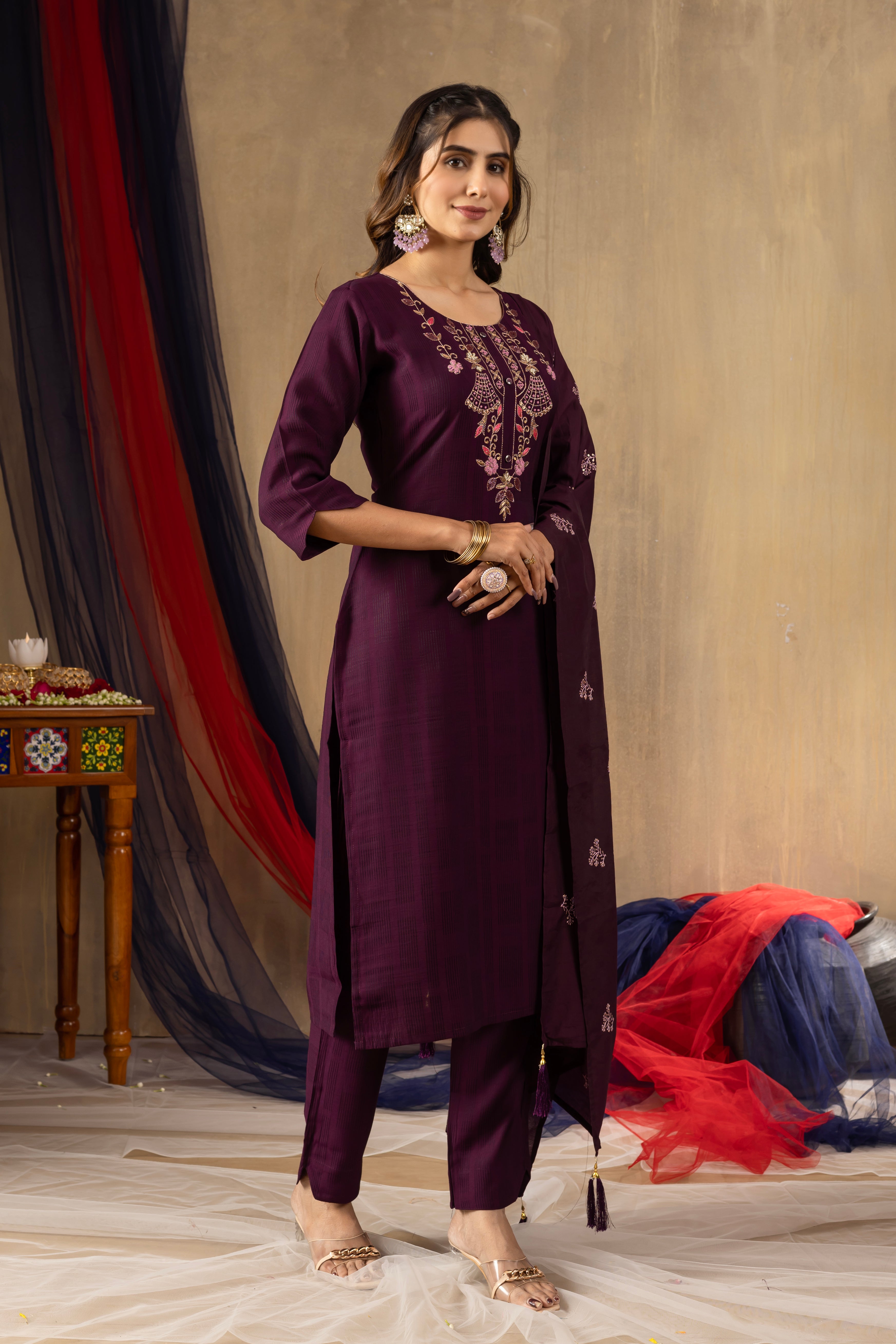 Elegant Straight Kurti Pant Dupatta Set