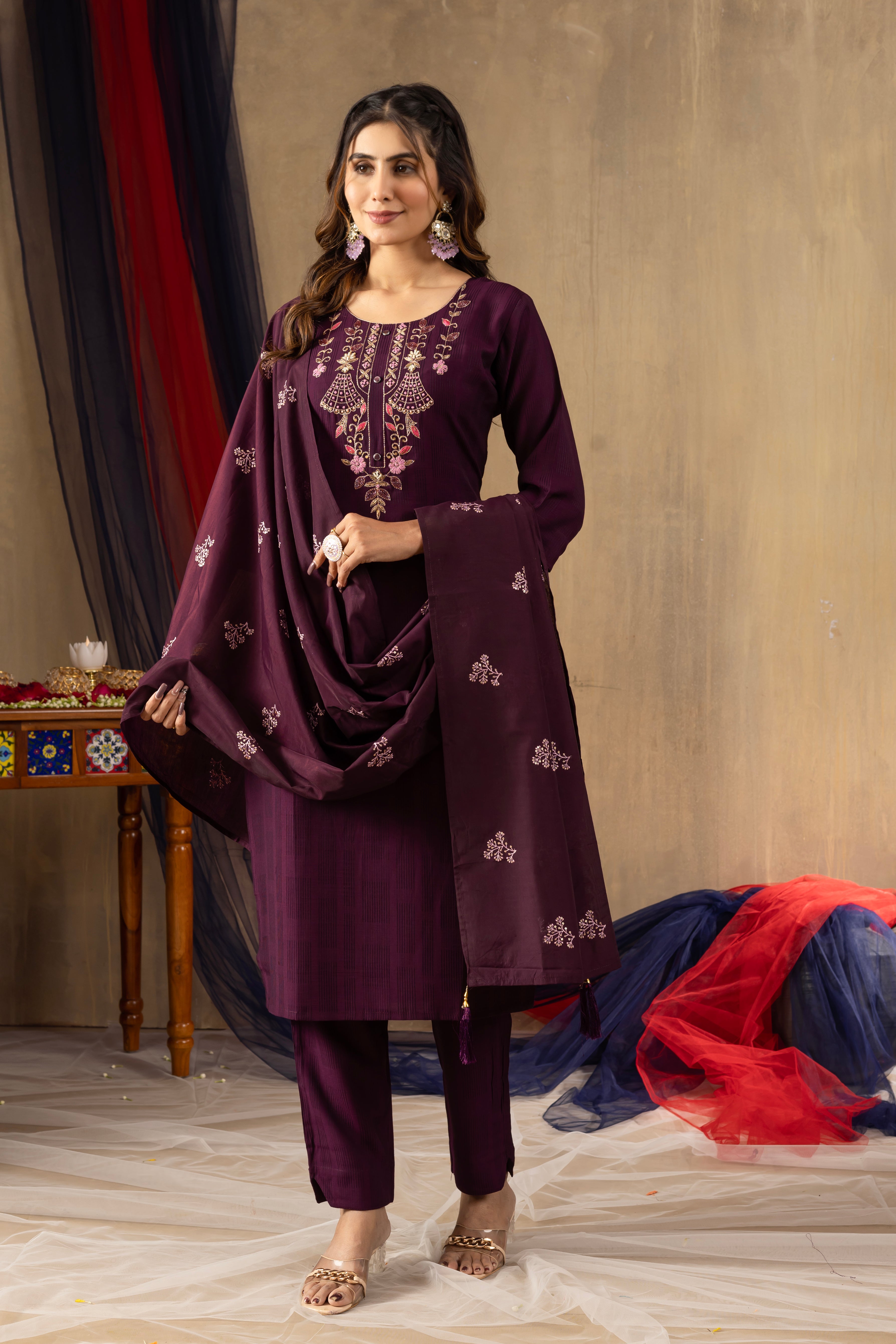 Elegant Straight Kurti Pant Dupatta Set