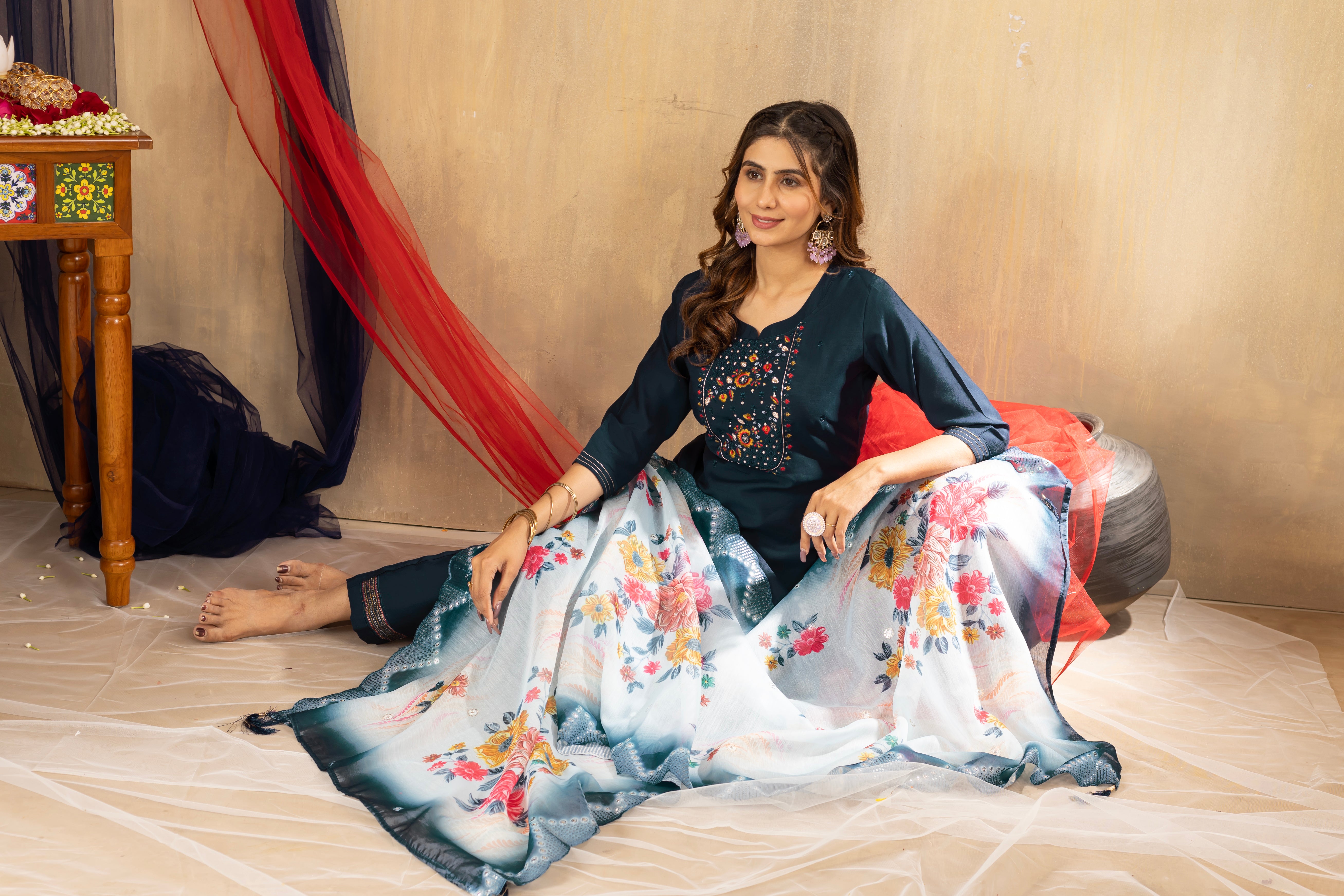 Elegant Straight Kurti Pant Dupatta Set