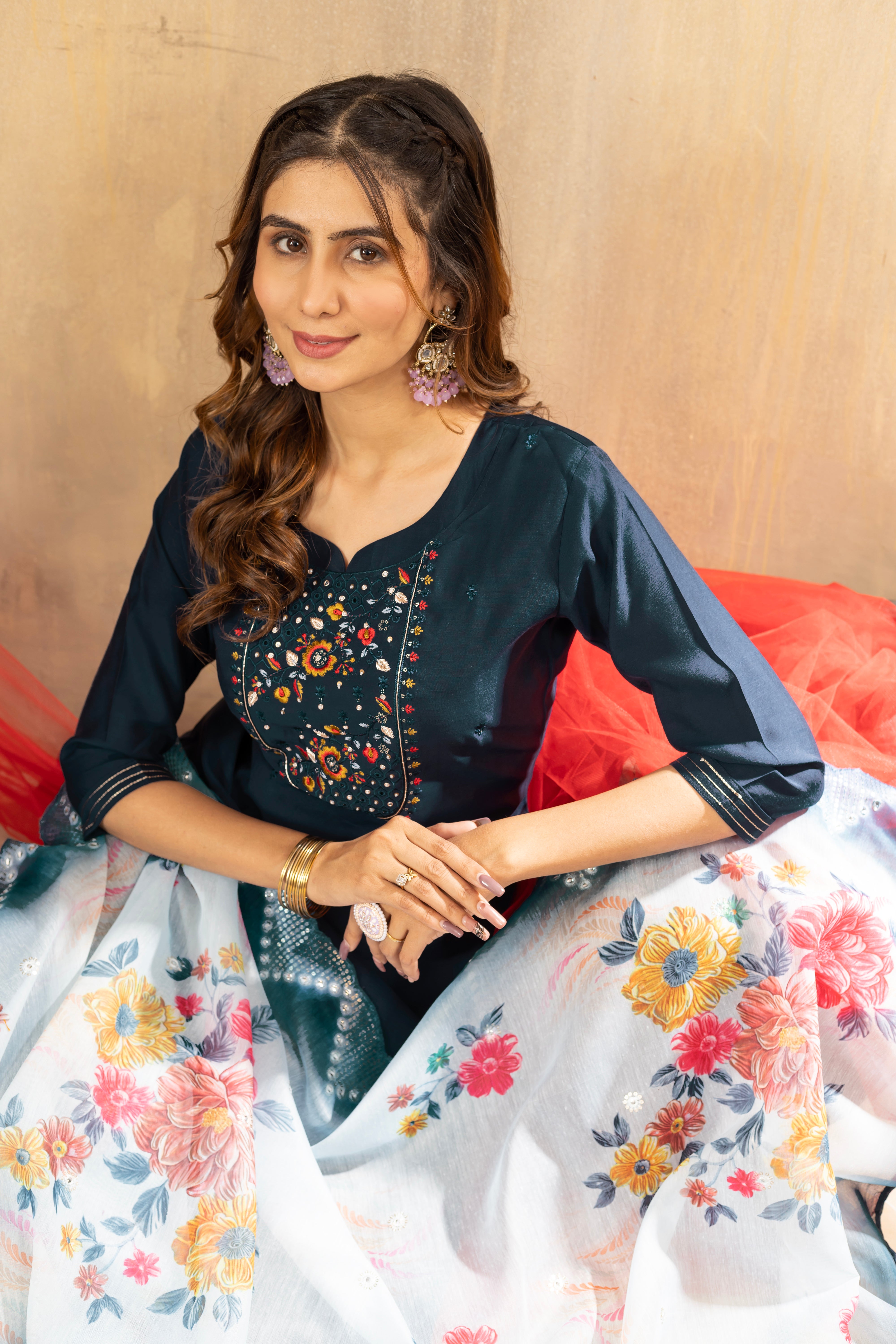 Elegant Straight Kurti Pant Dupatta Set