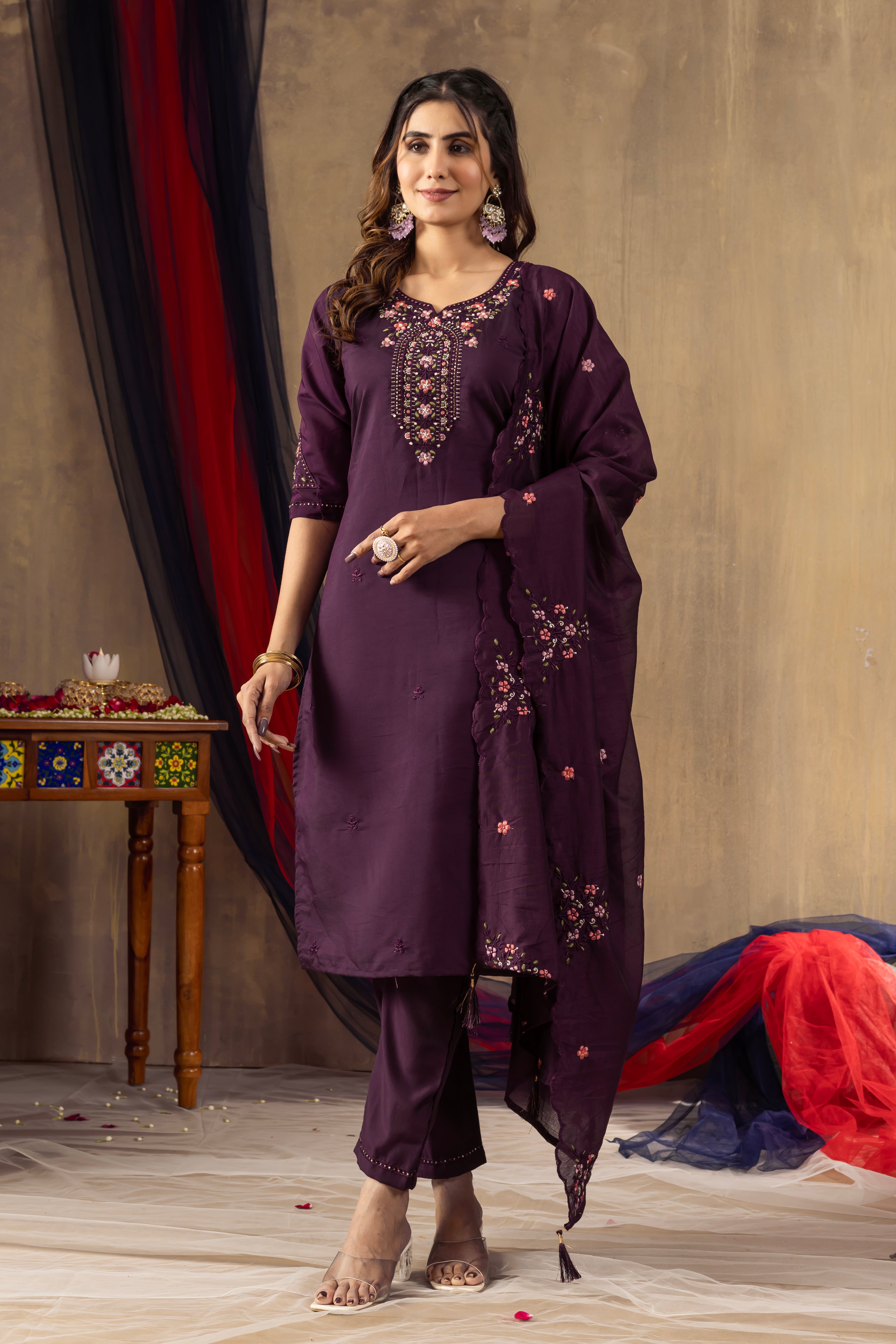 Elegant Straight Kurti Pant Dupatta Set