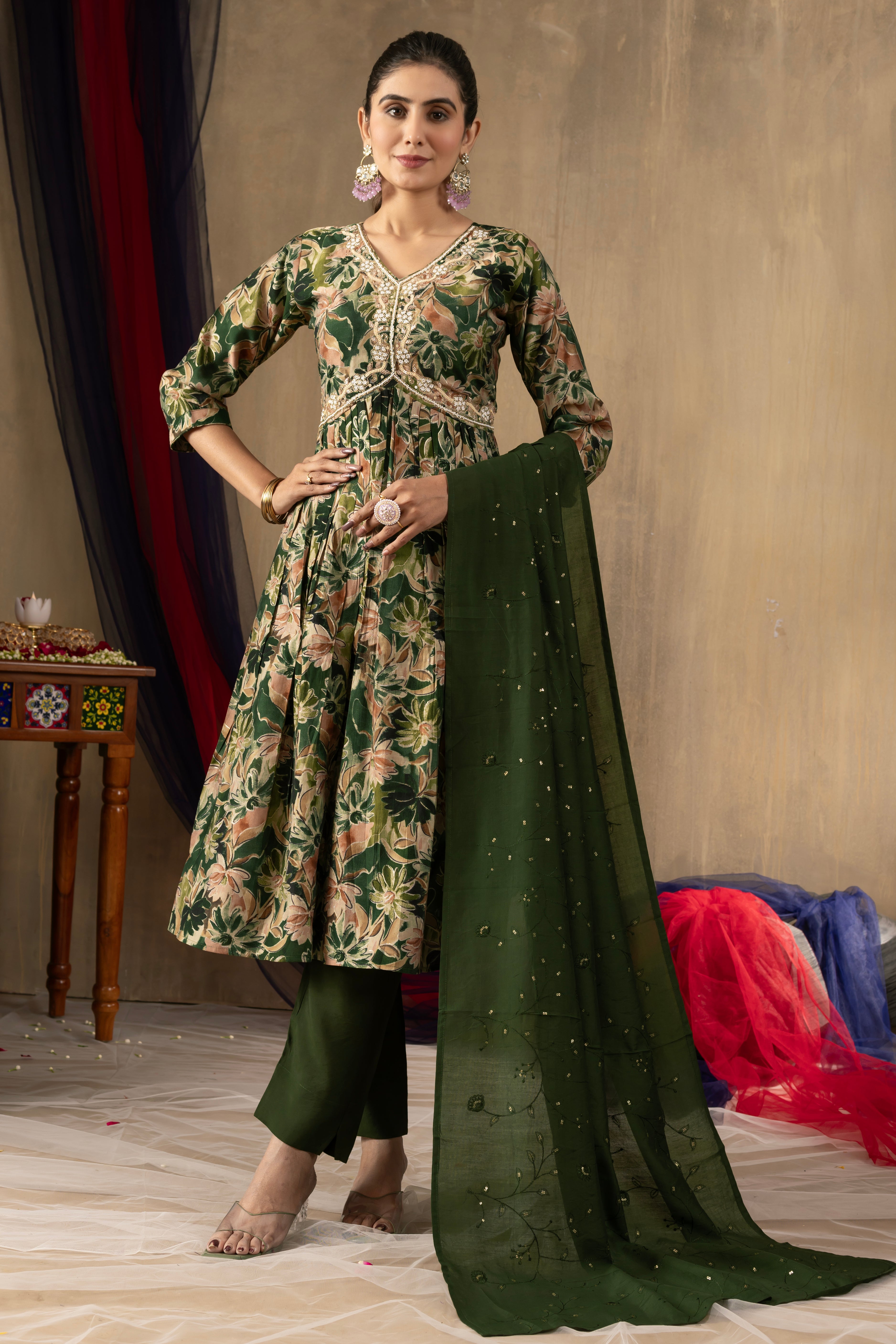 Elegant Straight Kurti Pant Dupatta Set