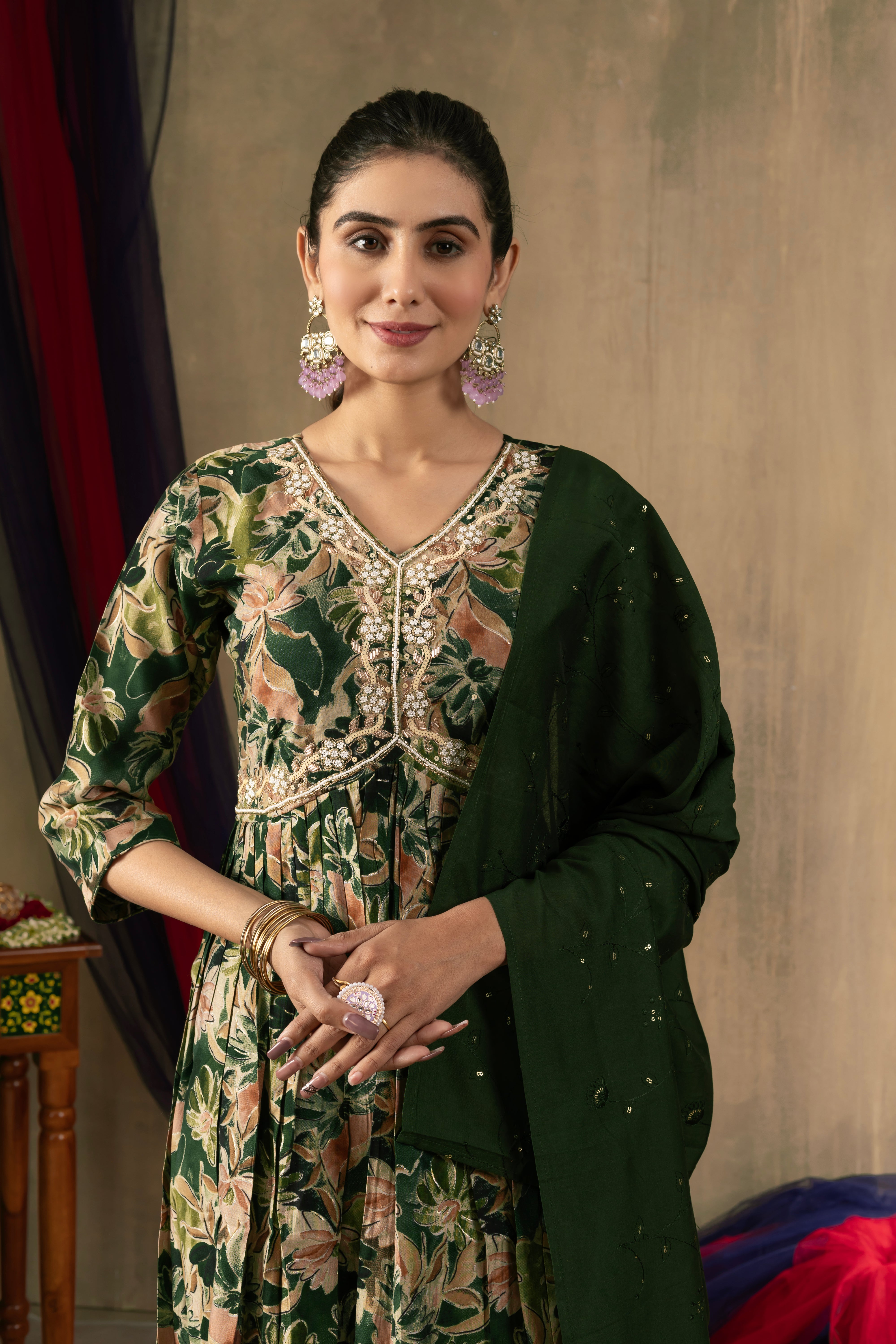 Elegant Straight Kurti Pant Dupatta Set