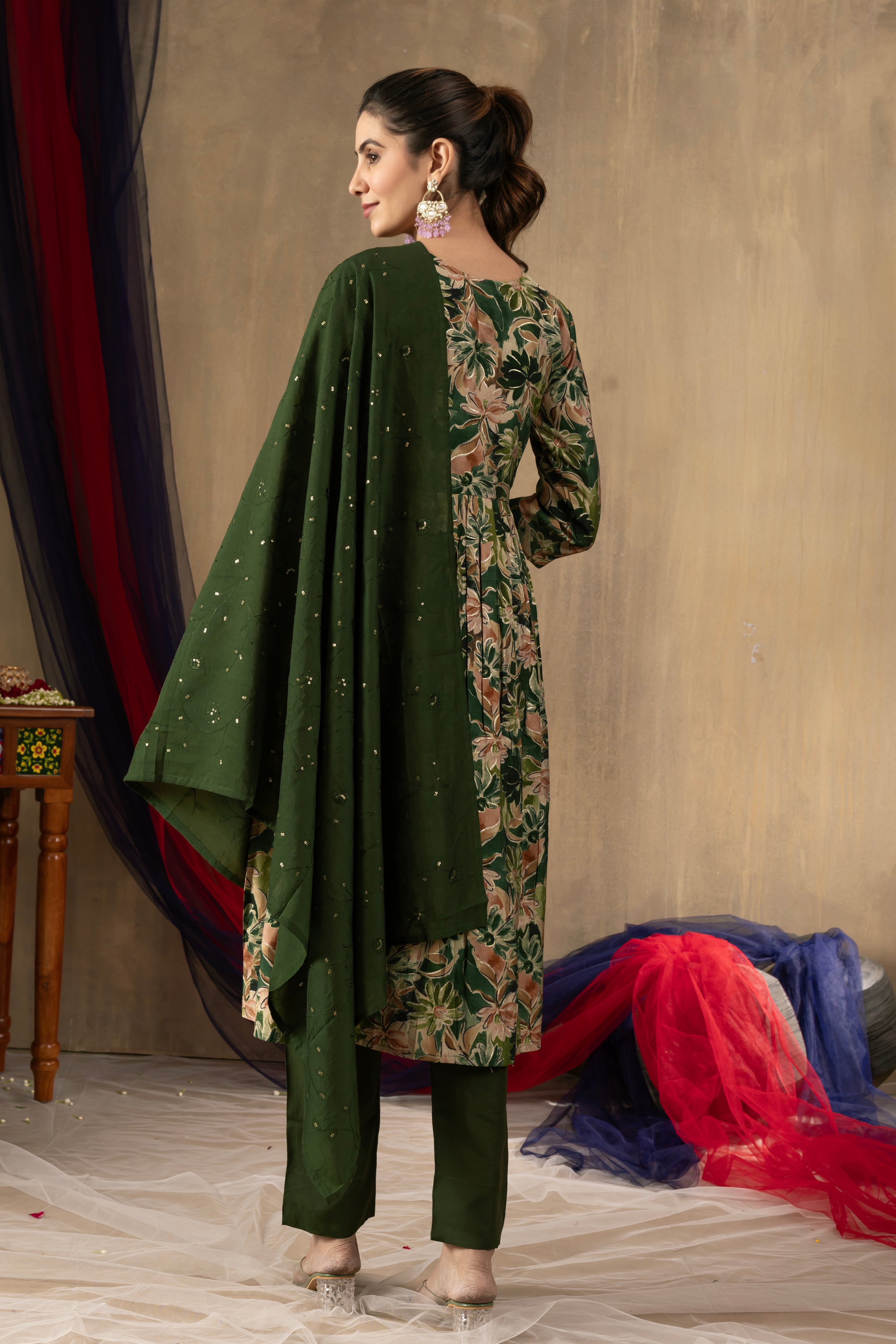 Elegant Straight Kurti Pant Dupatta Set