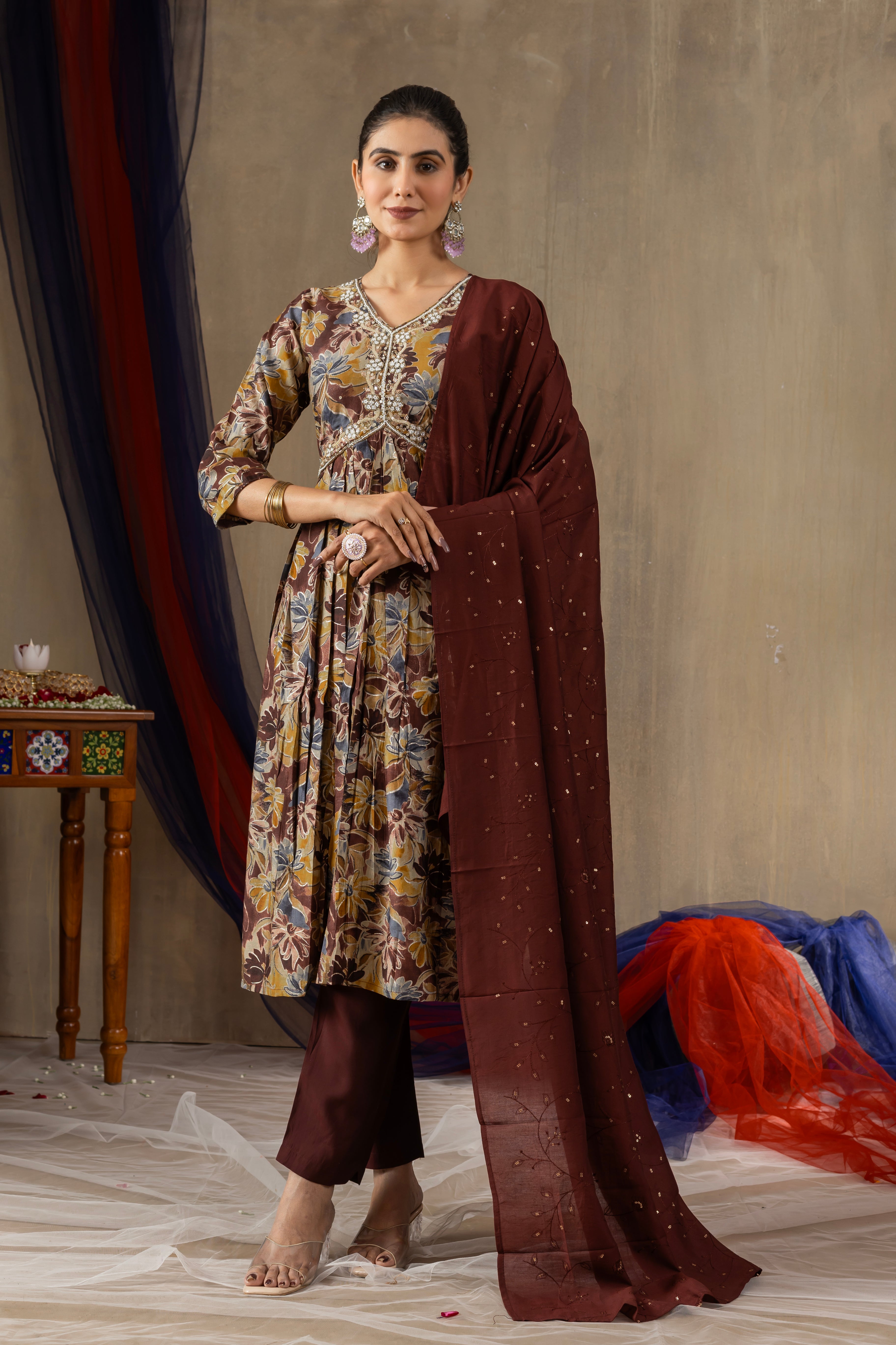 Elegant Straight Kurti Pant Dupatta Set