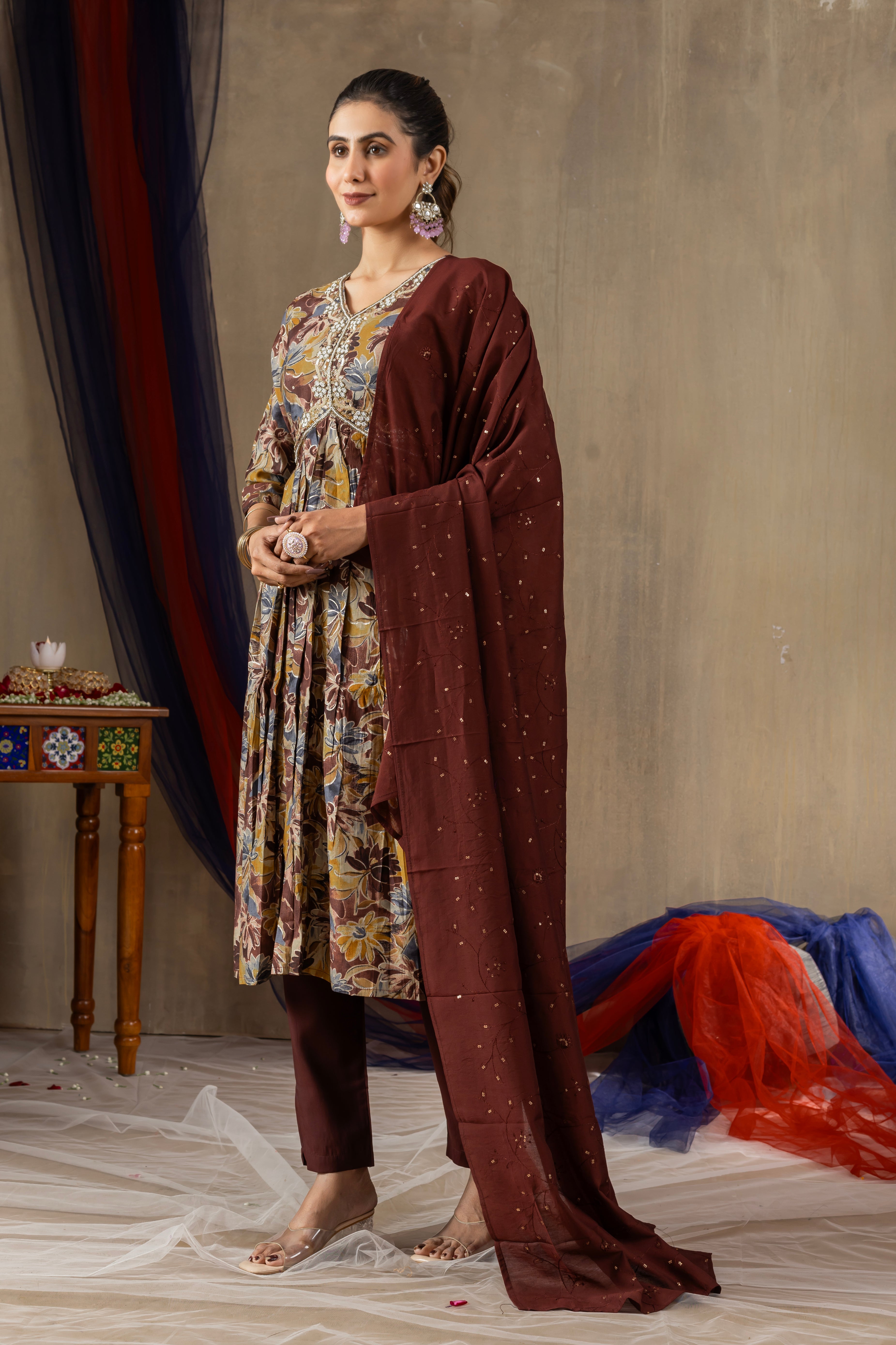Elegant Straight Kurti Pant Dupatta Set