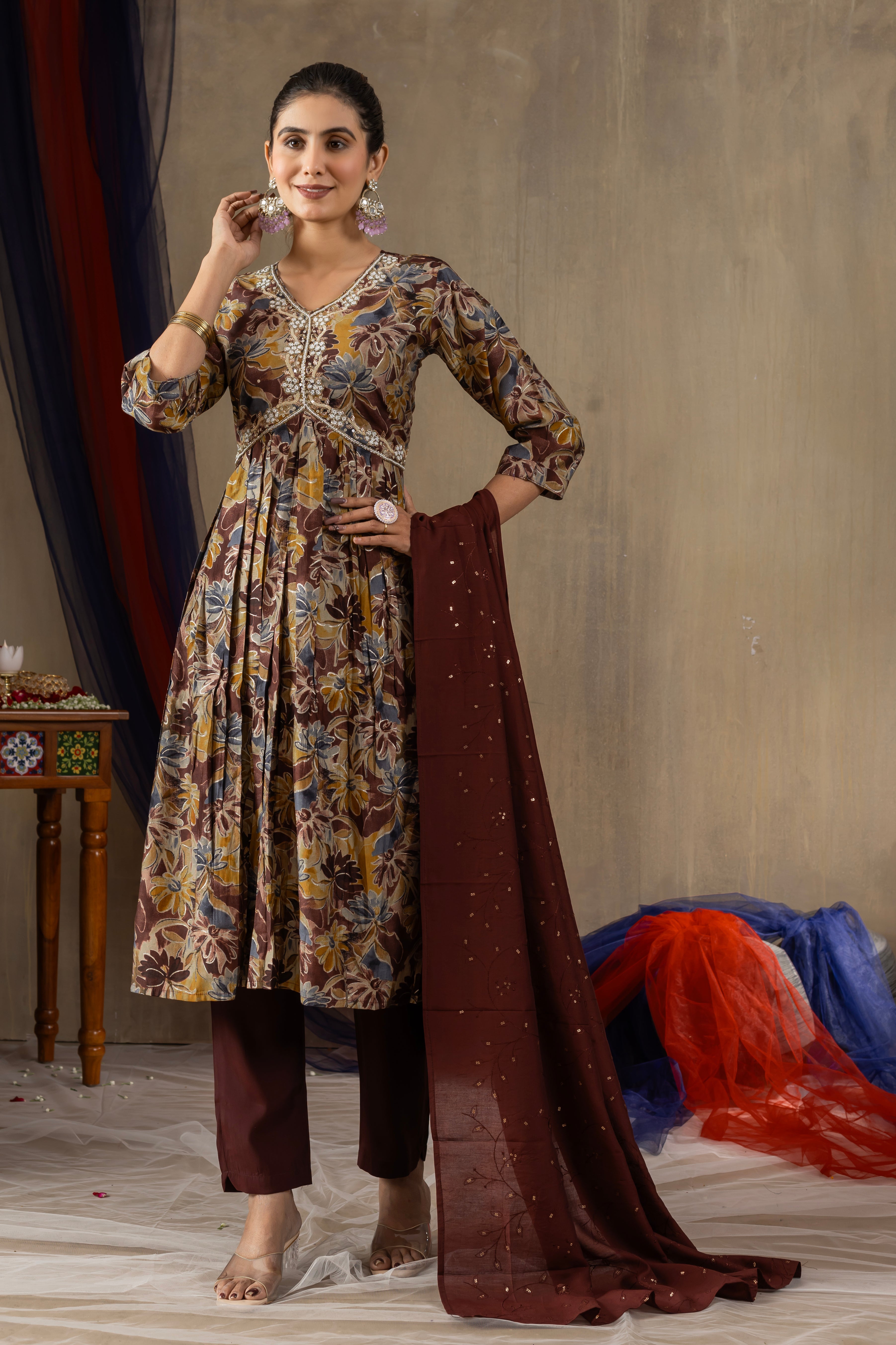 Elegant Straight Kurti Pant Dupatta Set