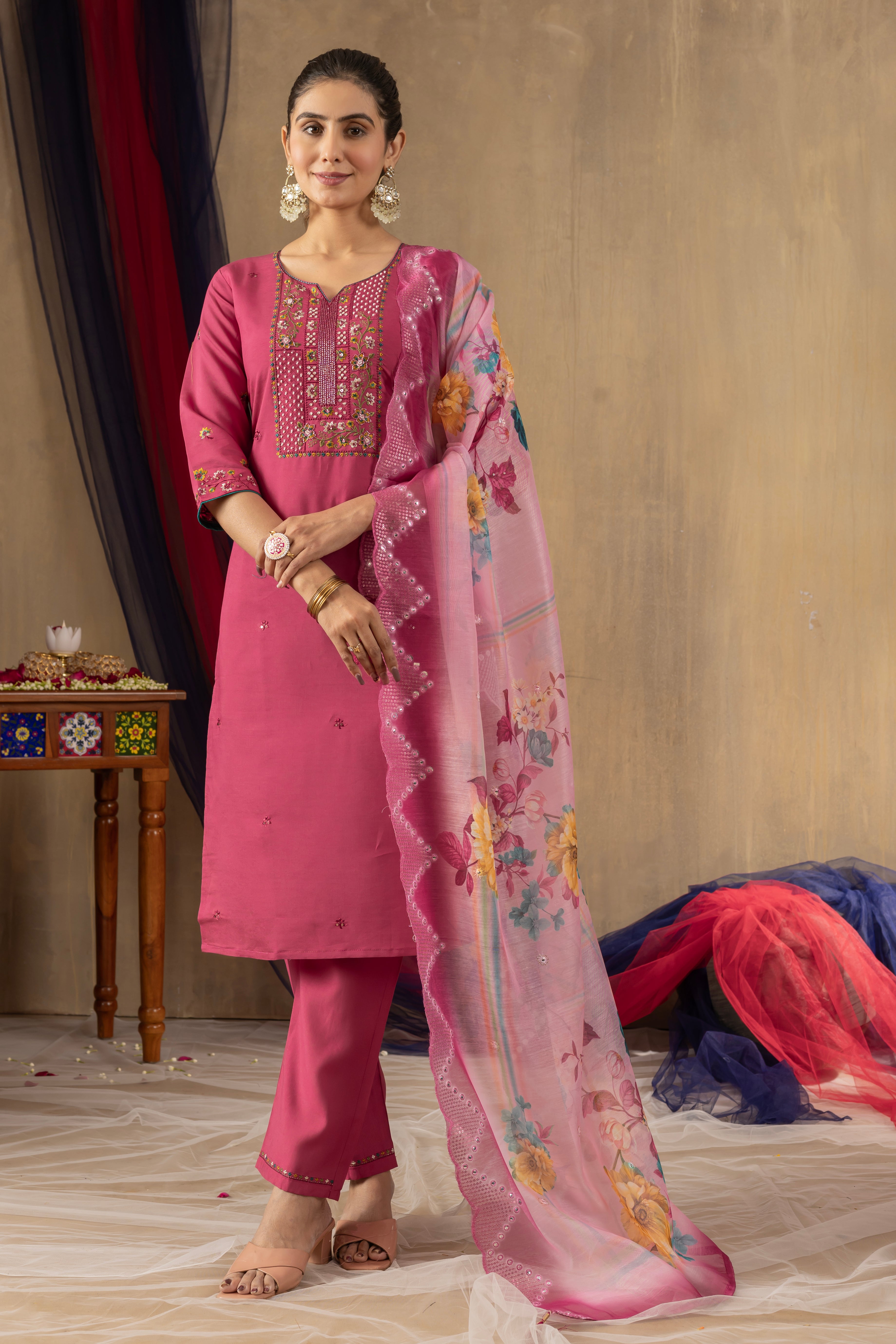 Elegant Straight Kurti Pant Dupatta Set