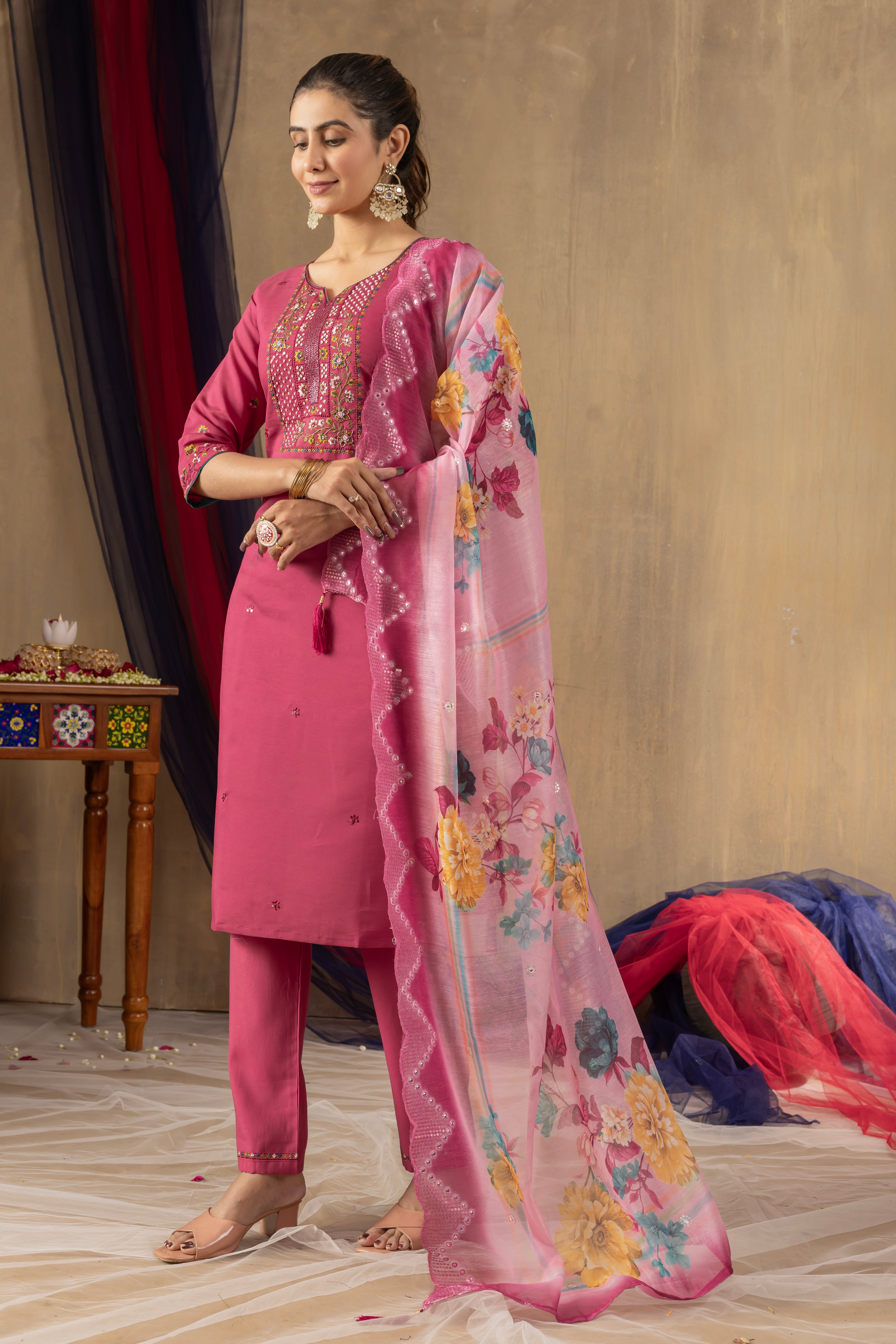 Elegant Straight Kurti Pant Dupatta Set