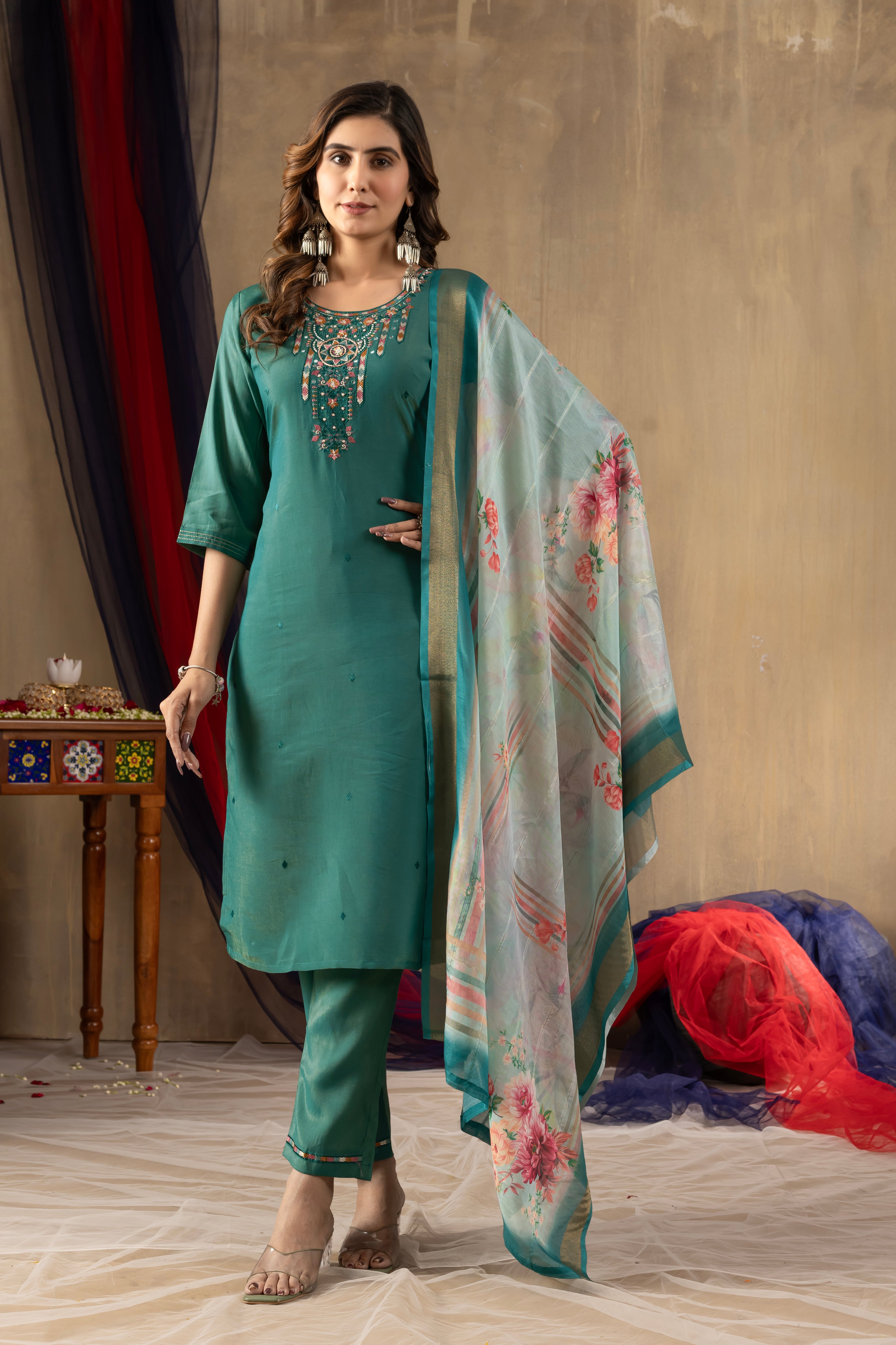 Elegant Straight Kurti Pant Dupatta Set