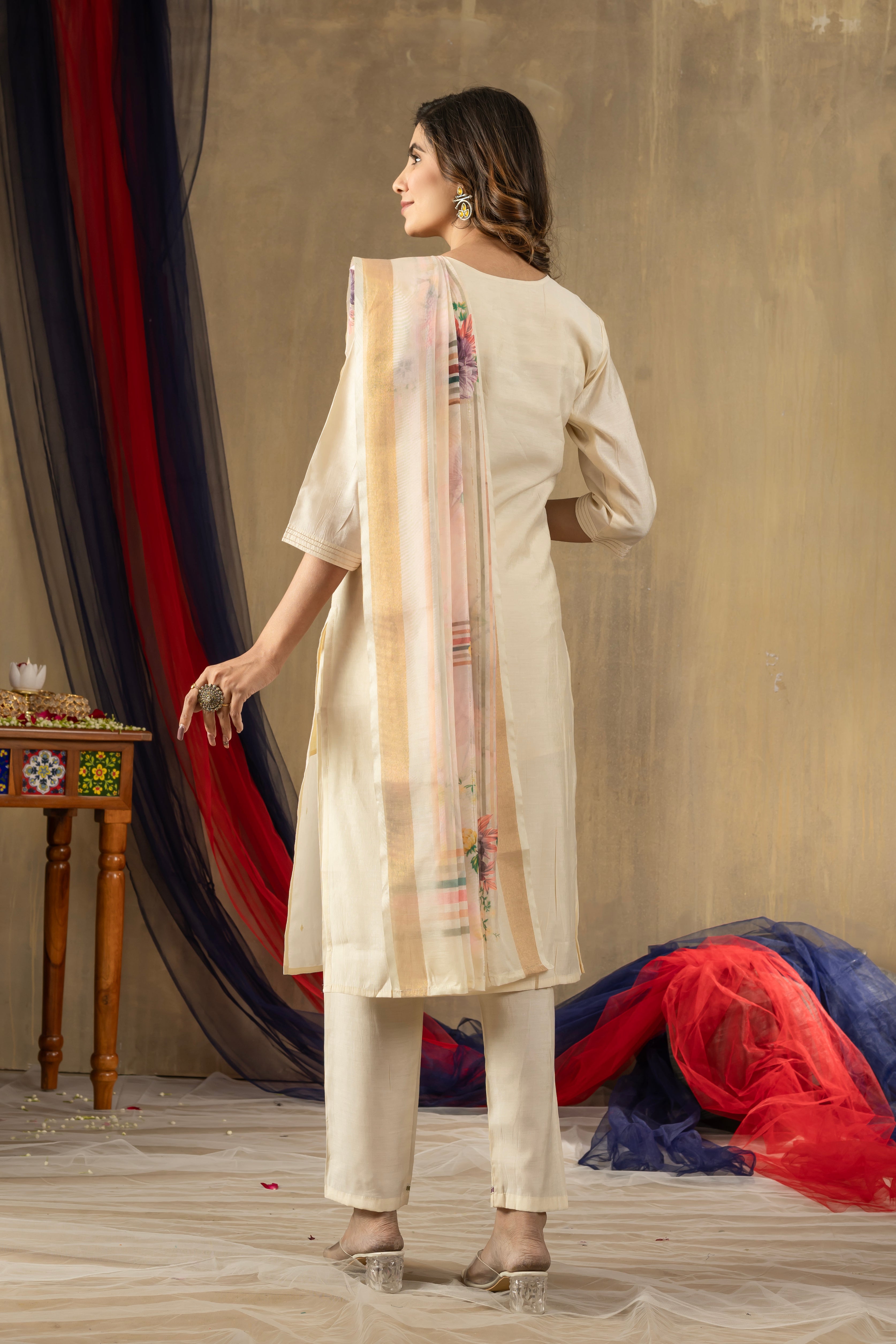Elegant Straight Kurti Pant Dupatta Set