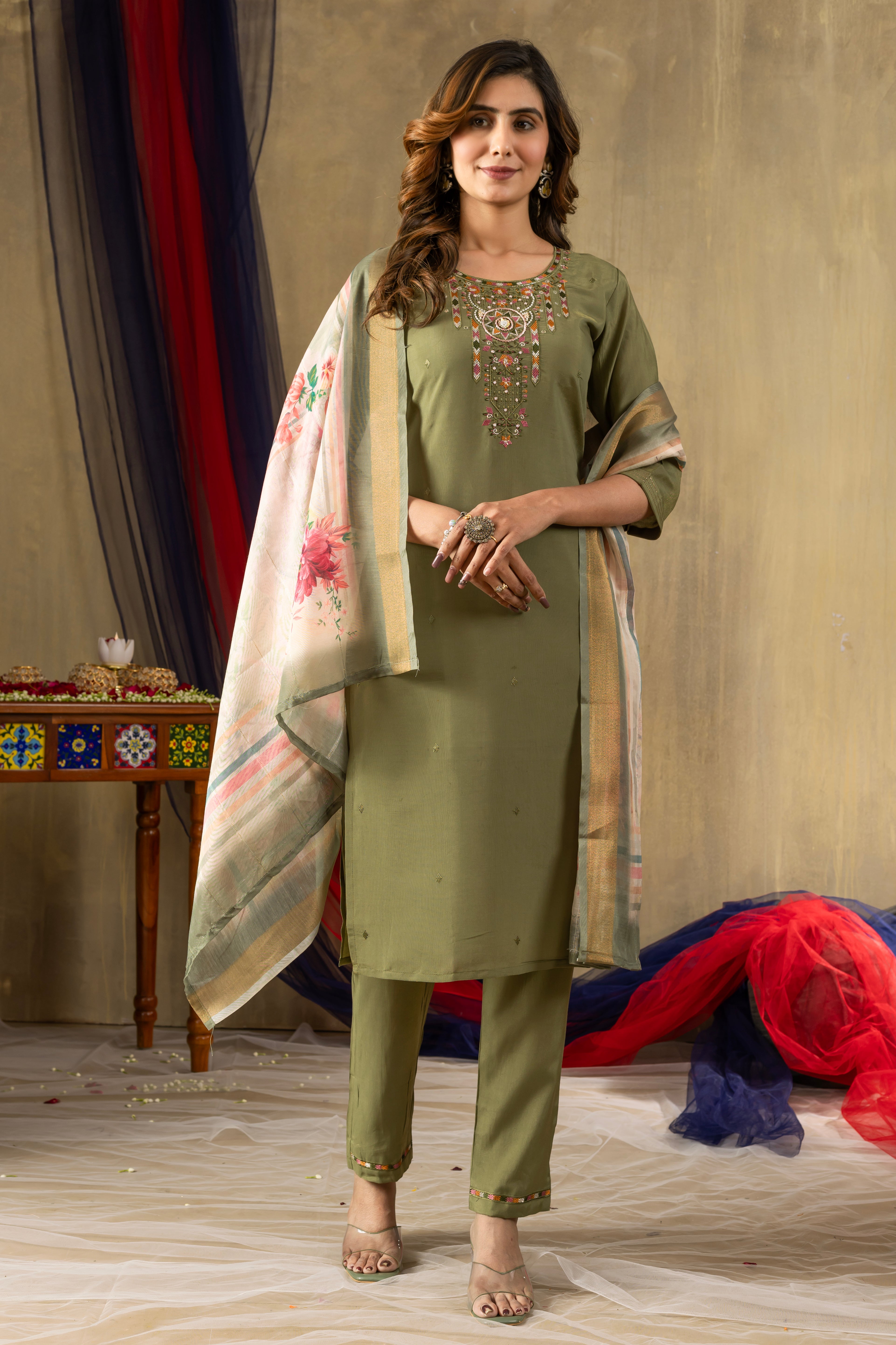 Elegant Straight Kurti Pant Dupatta Set