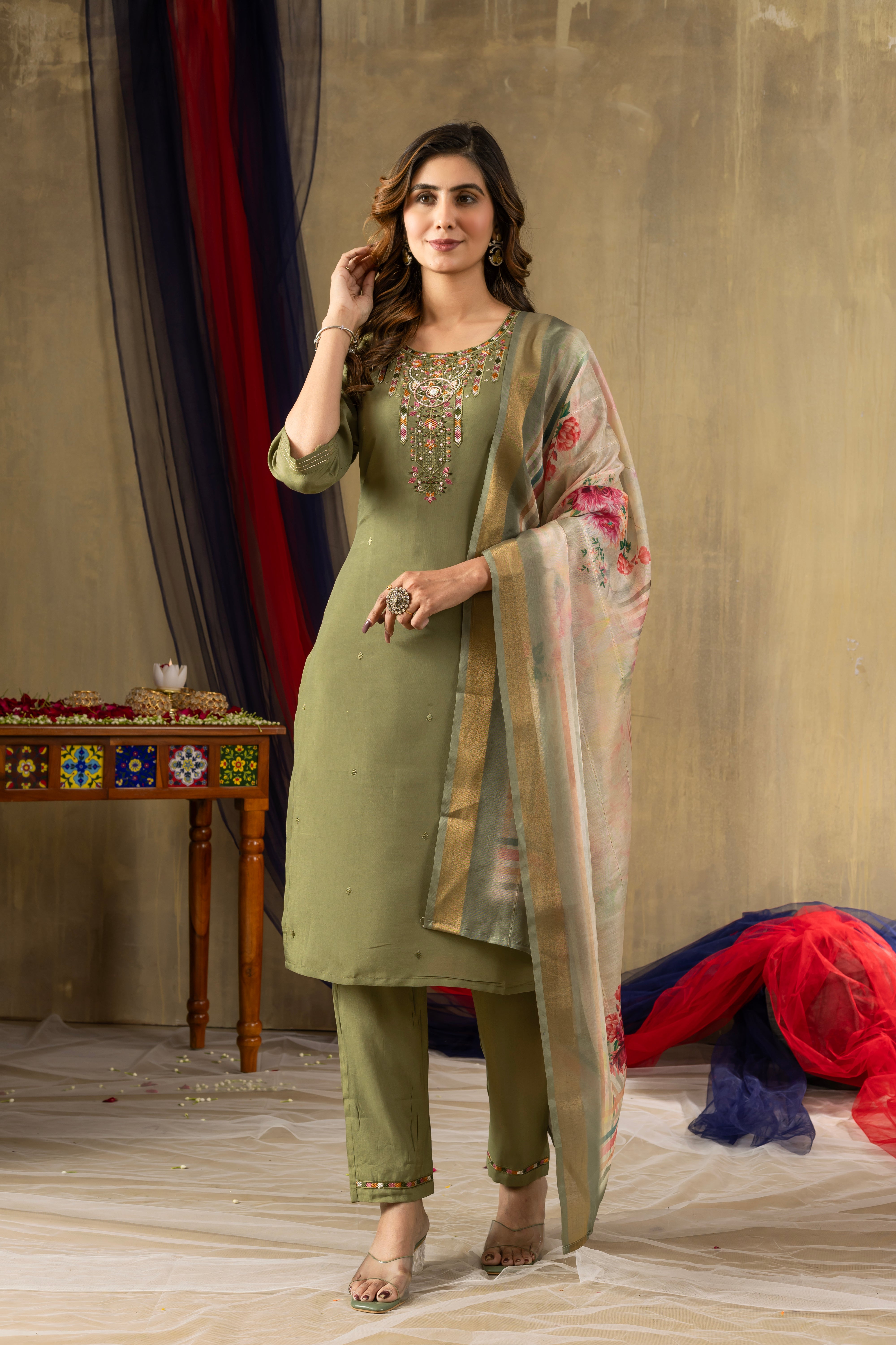 Elegant Straight Kurti Pant Dupatta Set