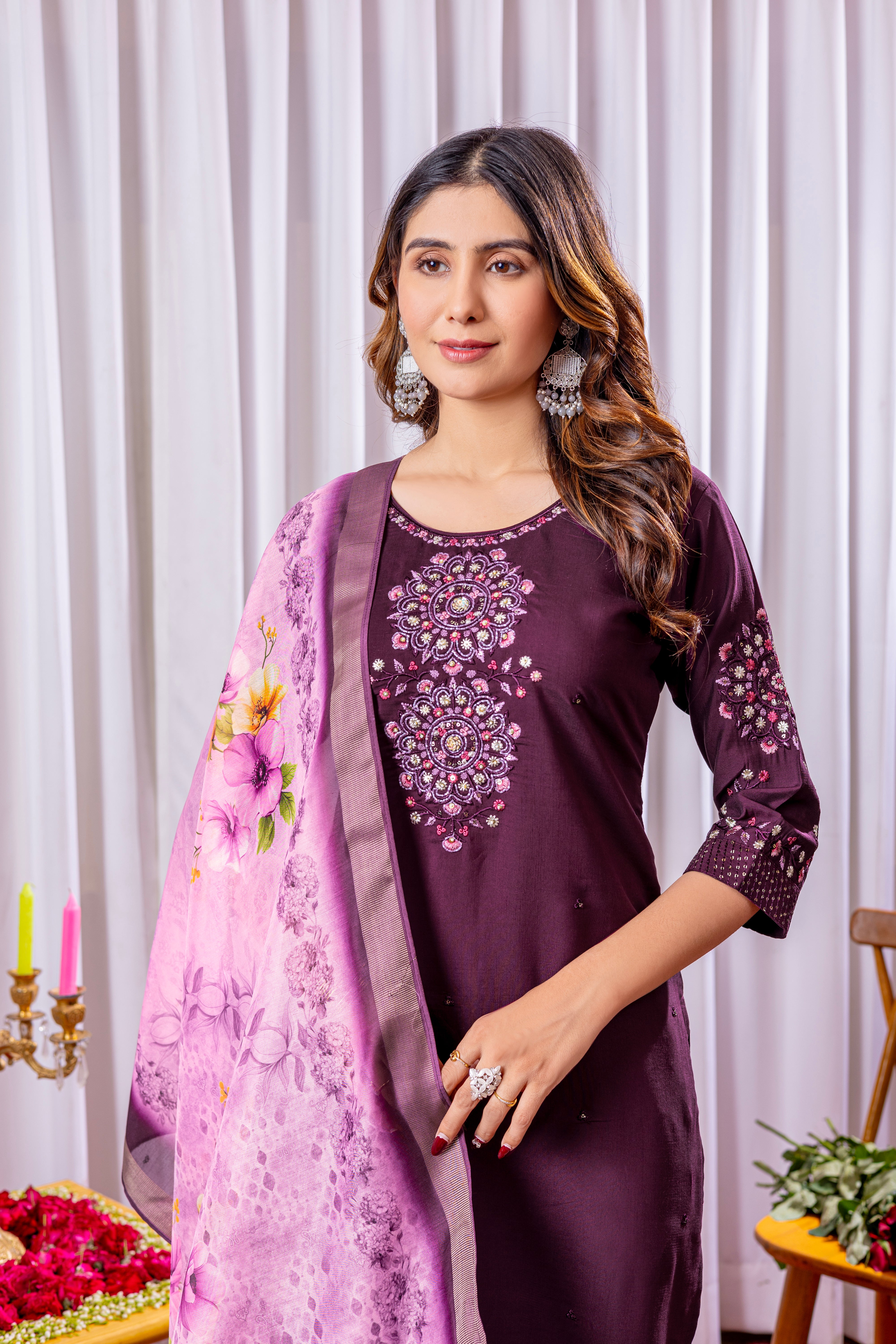 Elegant Straight Kurti Pant Dupatta Set