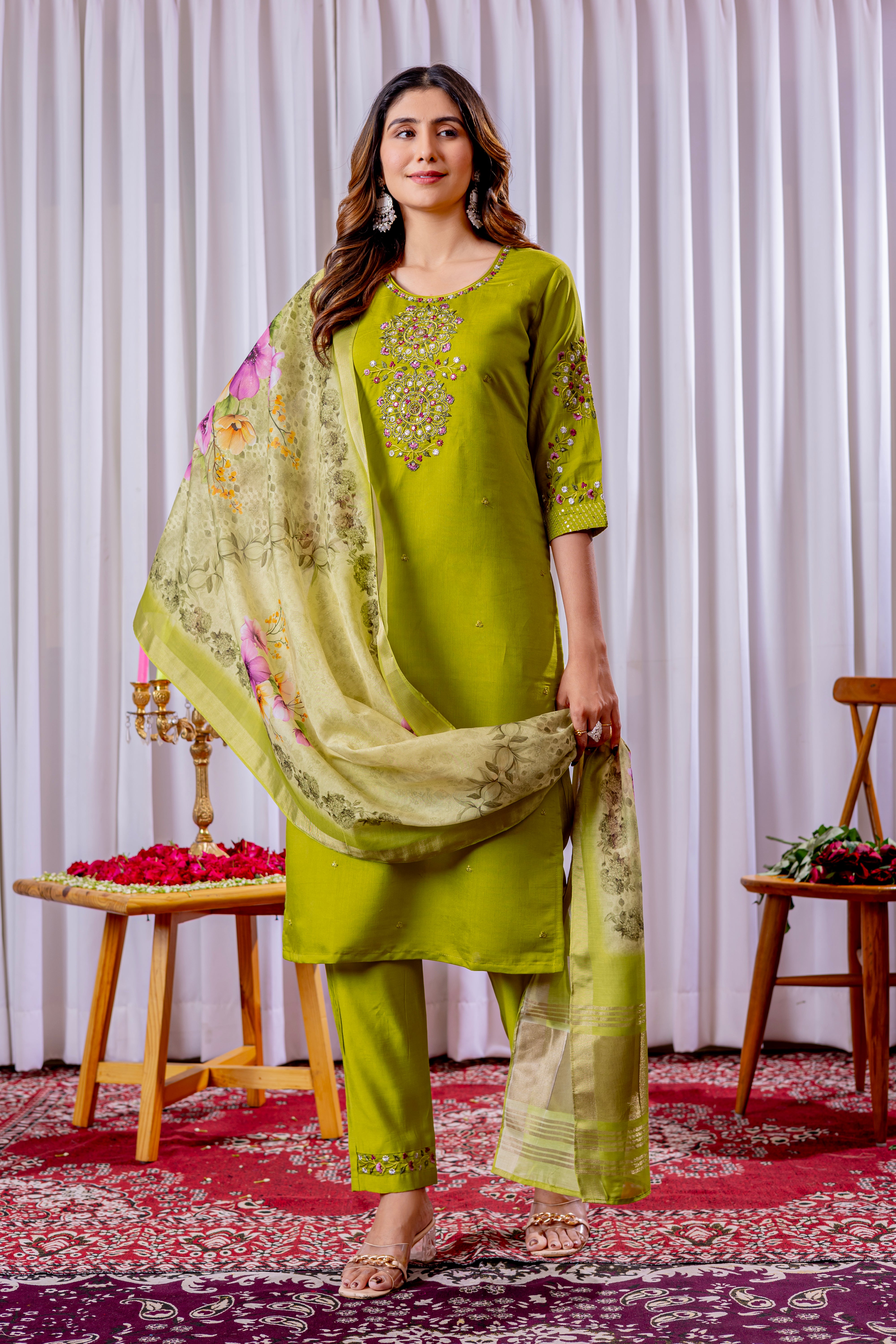 Elegant Straight Kurti Pant Dupatta Set