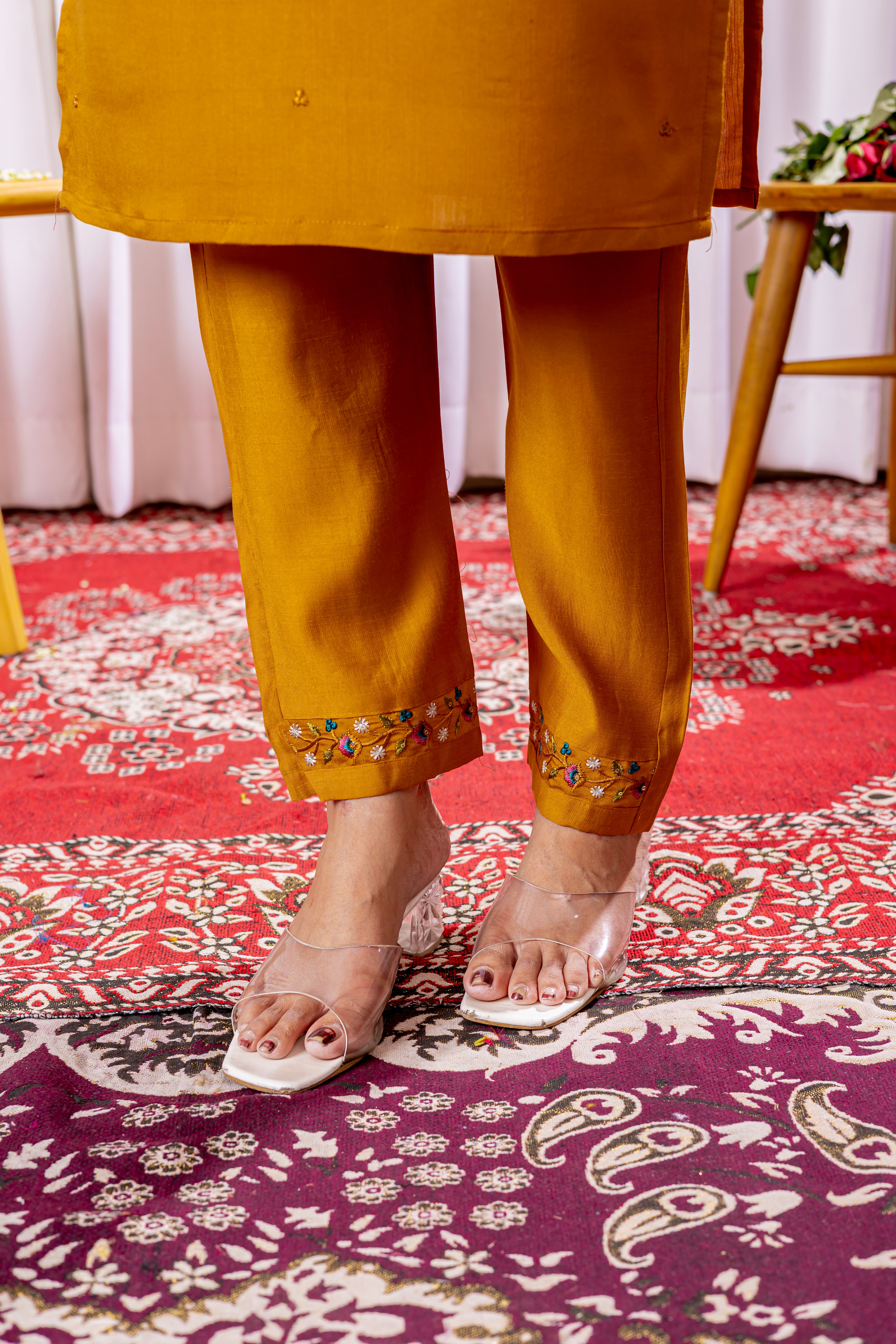 Elegant Straight Kurti Pant Dupatta Set