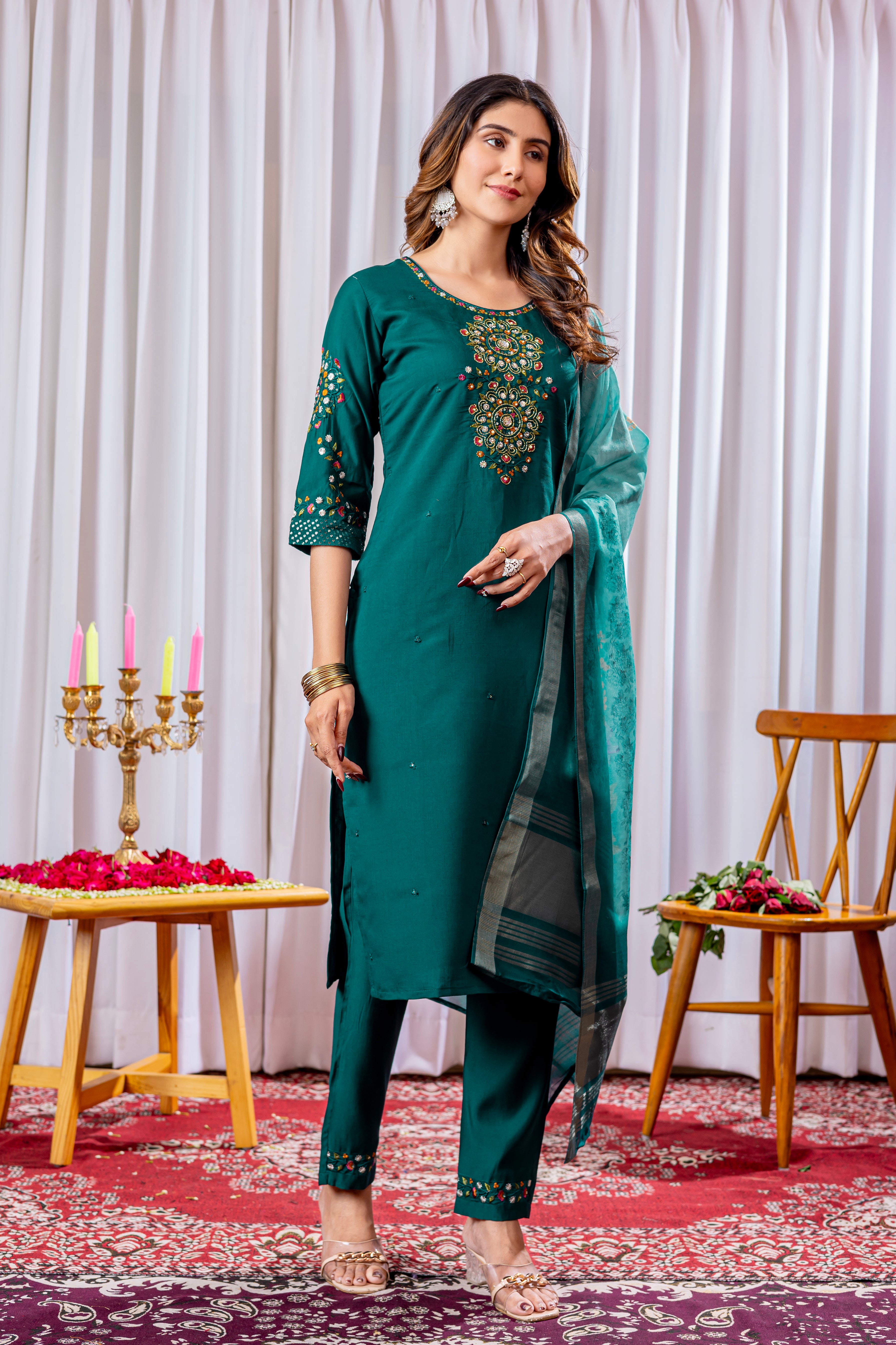Elegant Straight Kurti Pant Dupatta Set