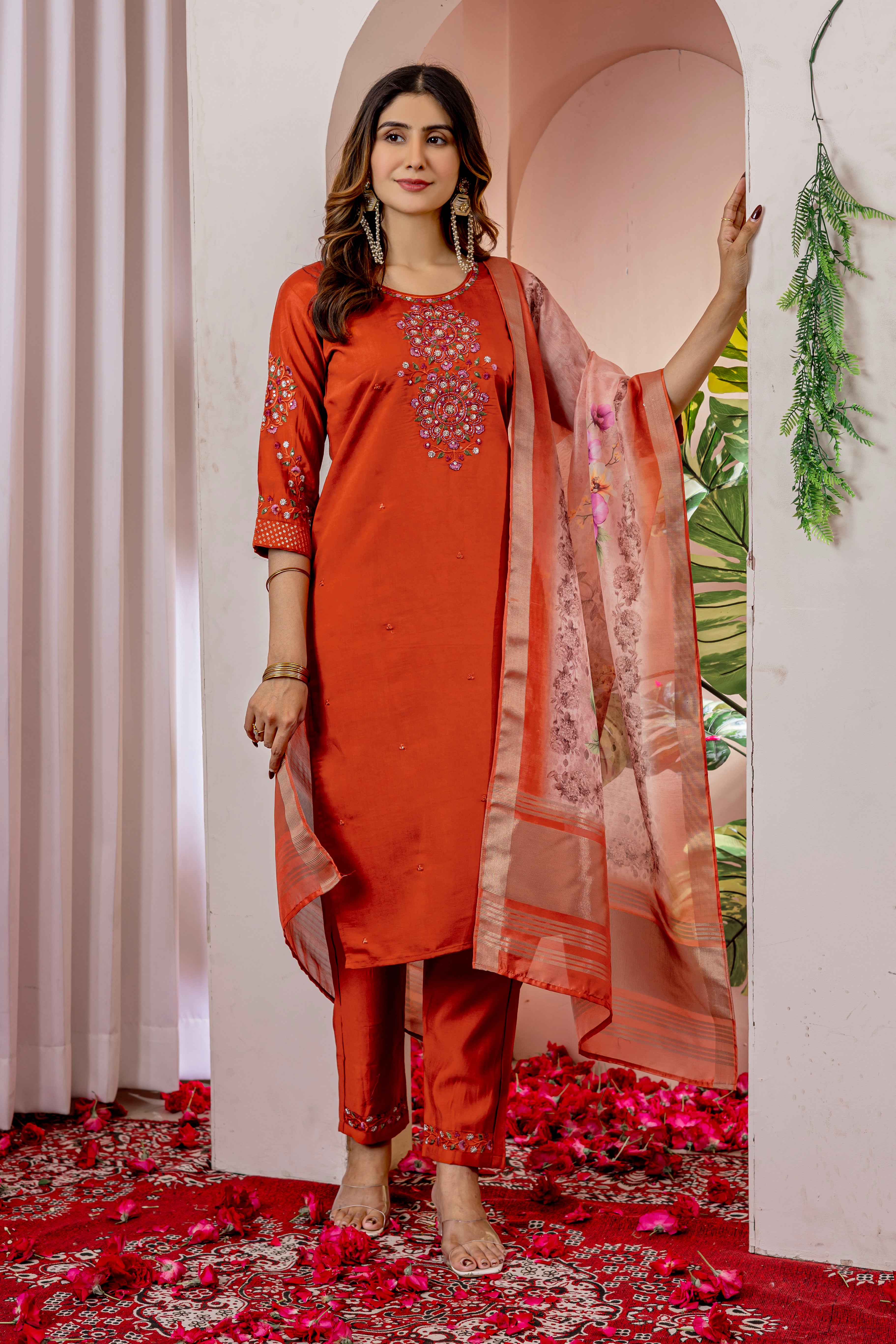 Elegant Straight Kurti Pant Dupatta Set