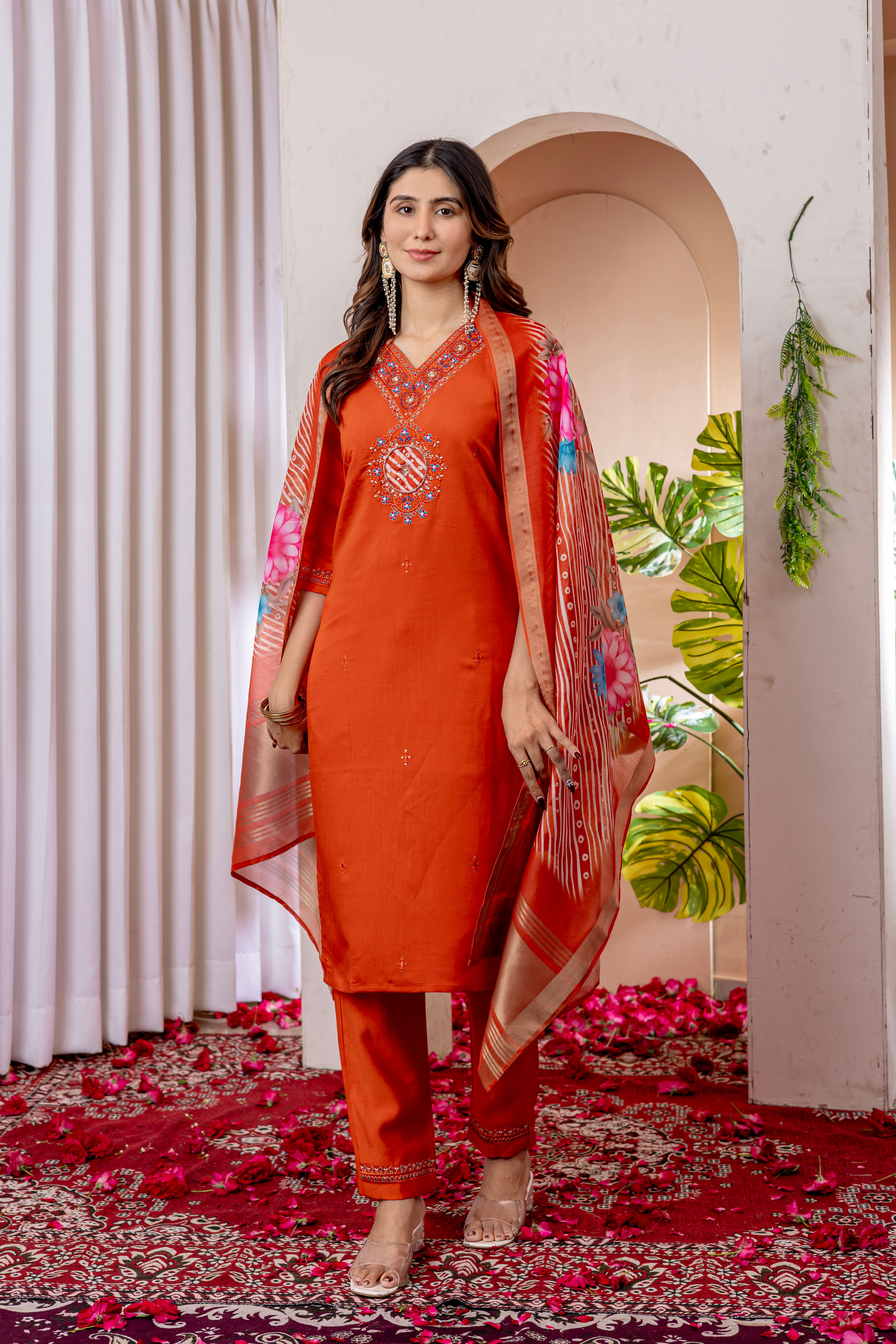 Elegant Straight Kurti Pant Dupatta Set