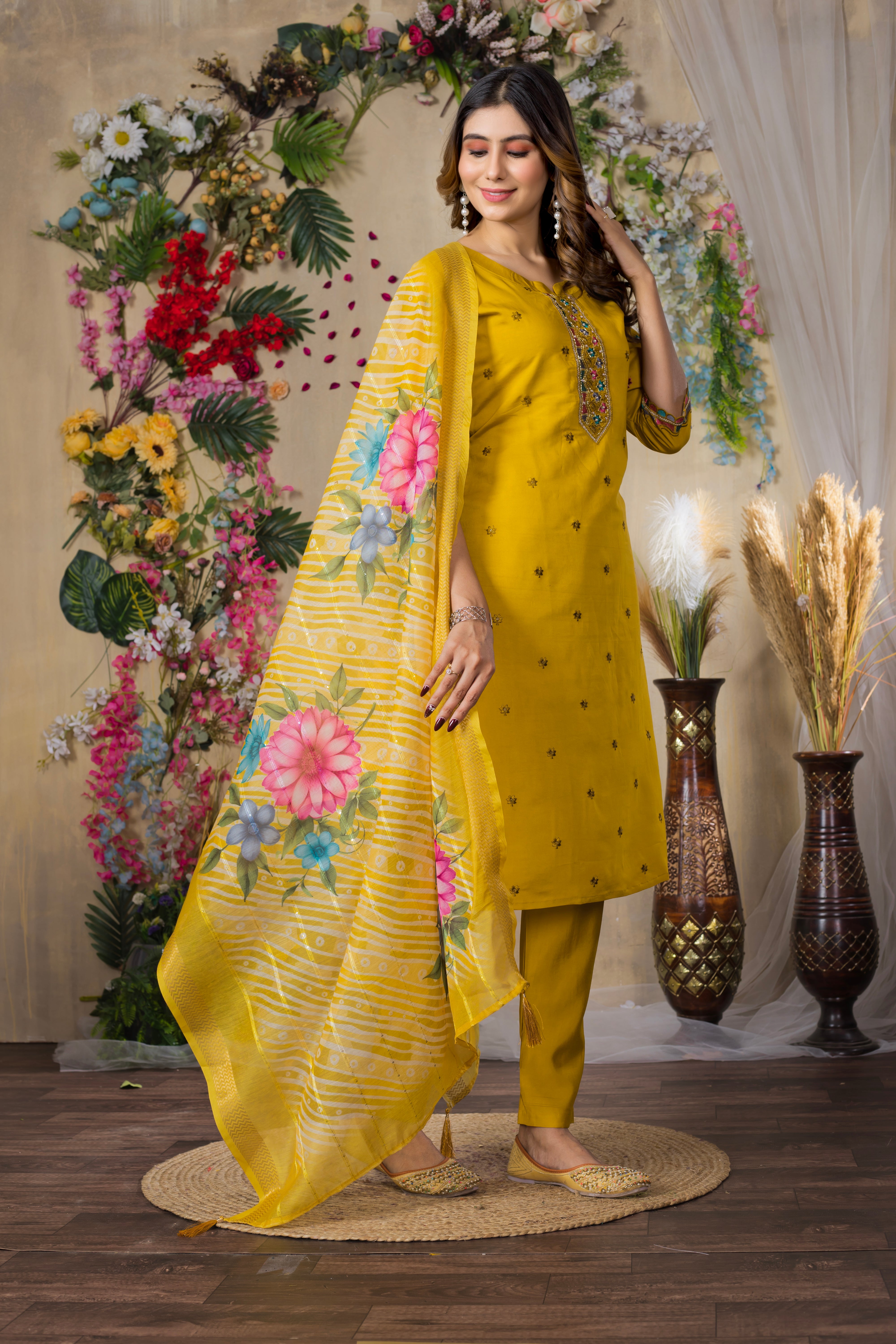 Elegant Straight Kurti Pant Dupatta Set