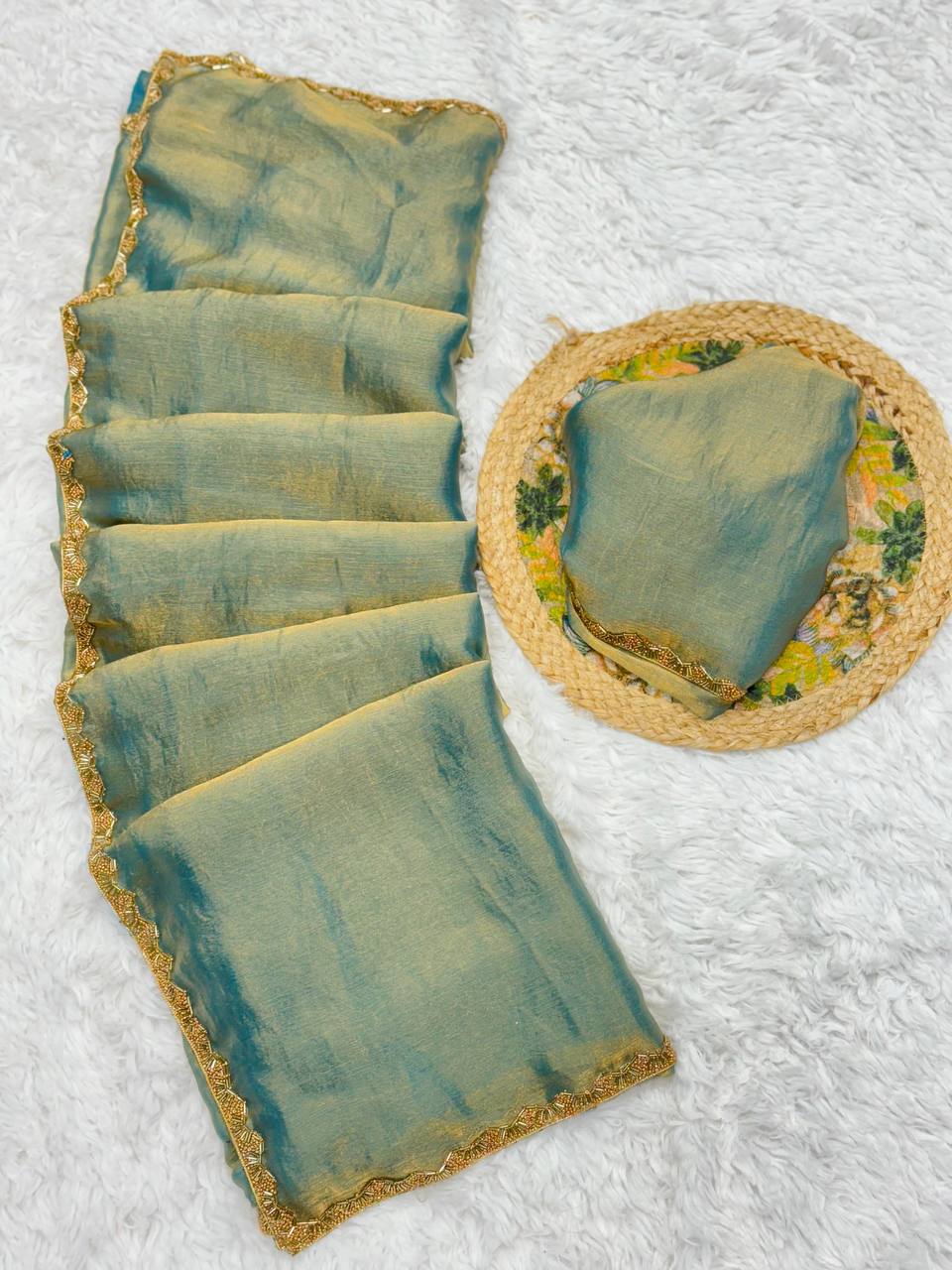 Dual-Hued Chiffon Saree with a Touch of Glam