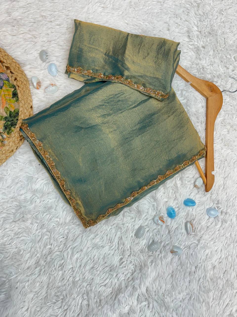 Dual-Hued Chiffon Saree with a Touch of Glam