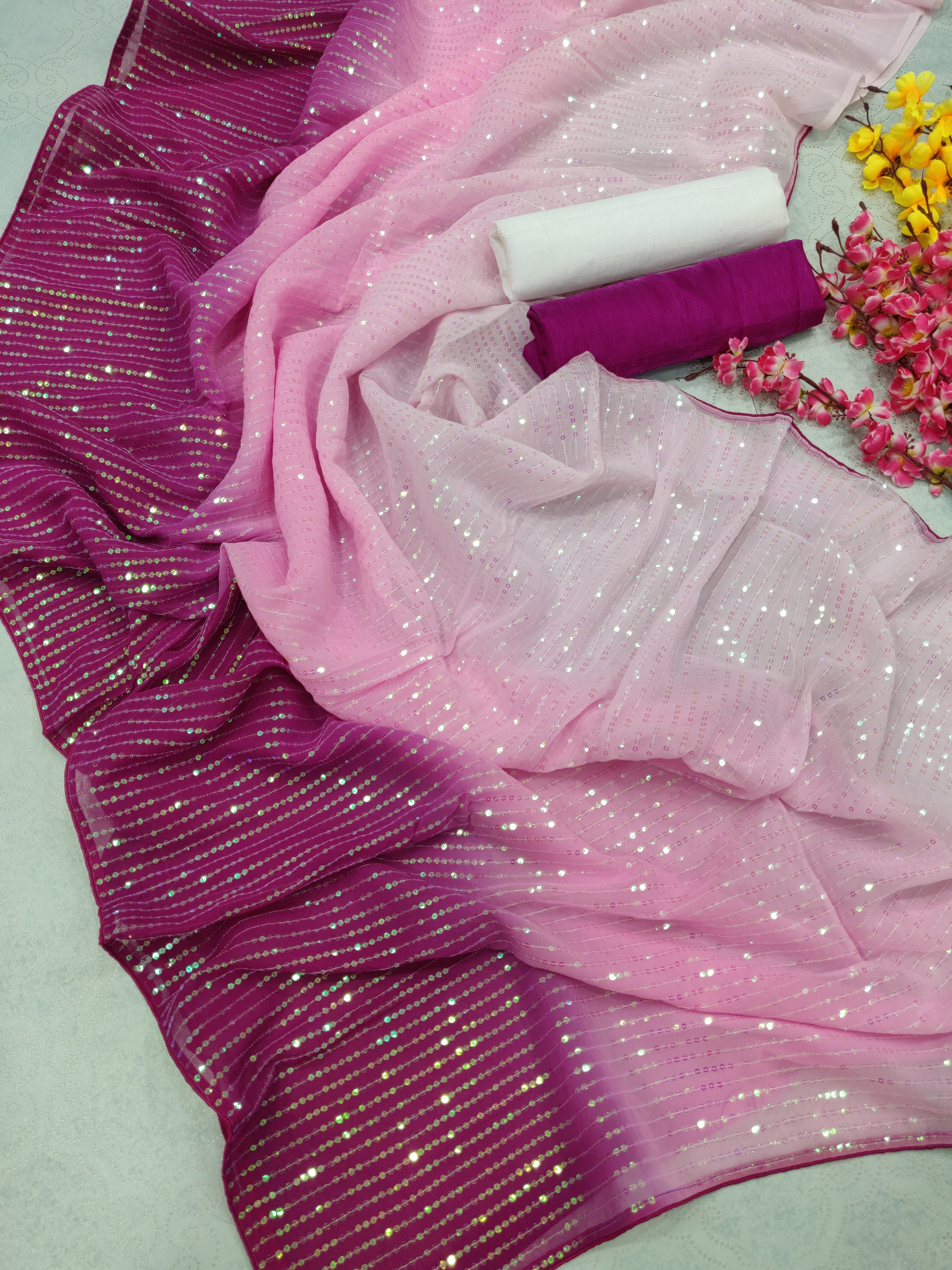 Superhit Bollywood padding sequence saree