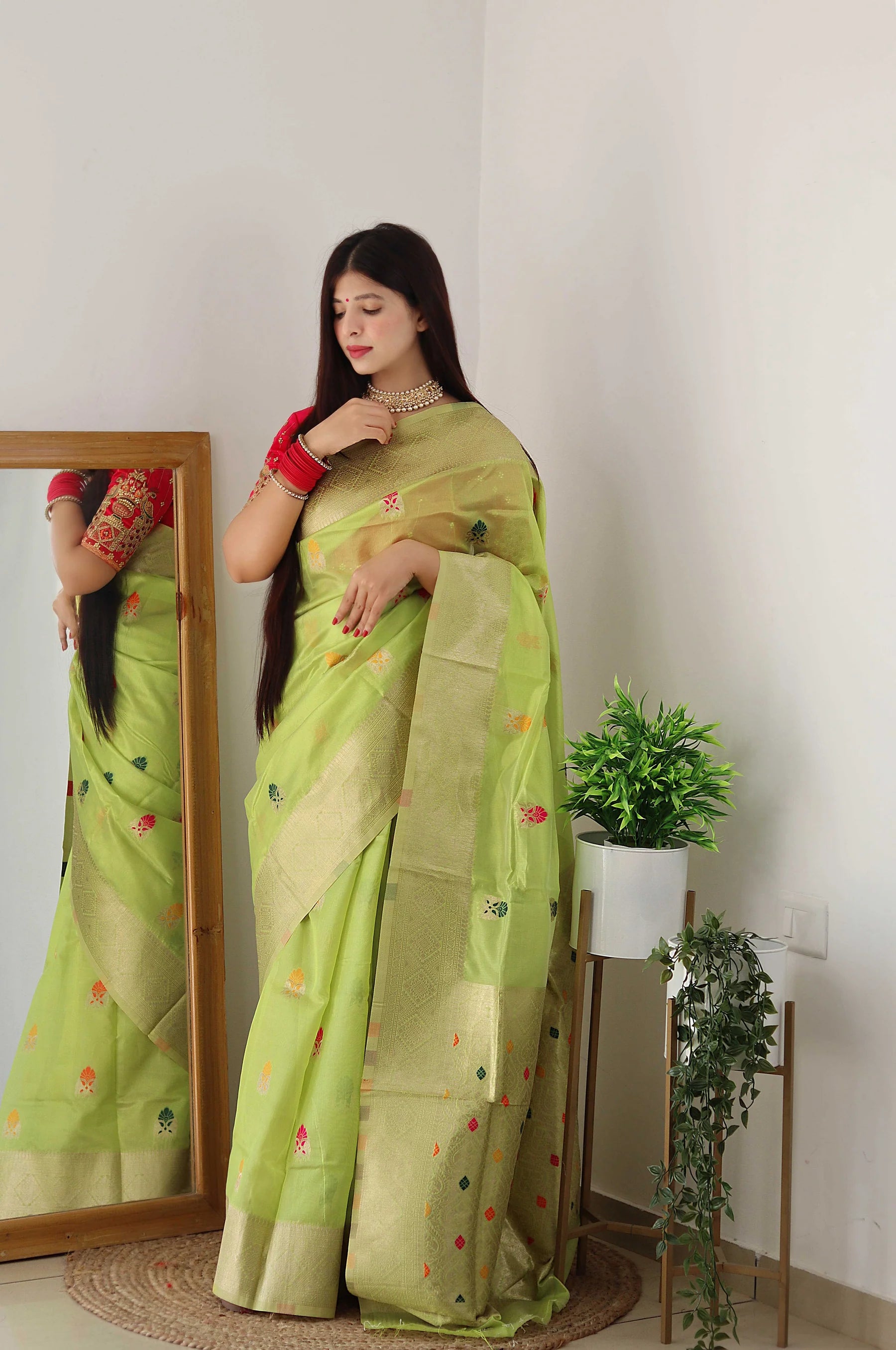 PURE ORGENZA WITH MINNA WORK BANARASI SAREE