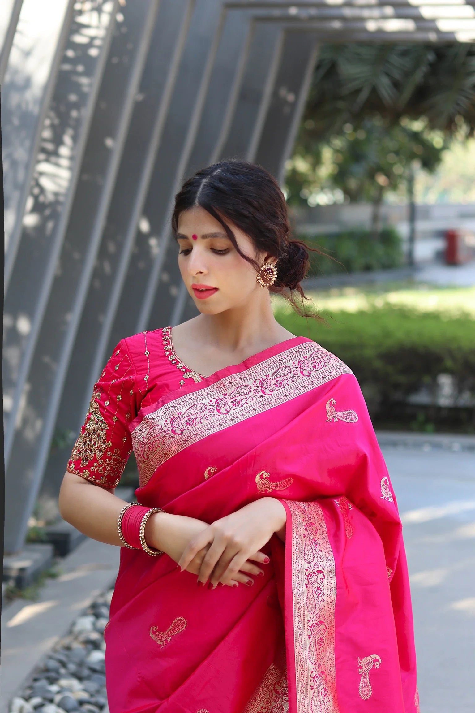 PURE BANARASI SILK SAREE WITH ZARI WEAVING