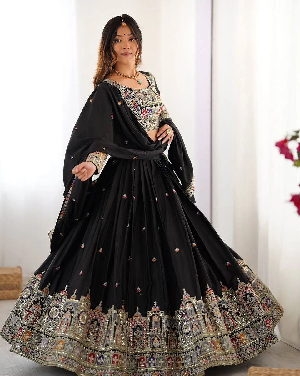 Designer Wedding Chaniya Choli for Women – Traditional Mirror Work Lehenga in Black with Embroidered Dupatta – Gujarati Garba Navratri Outfit